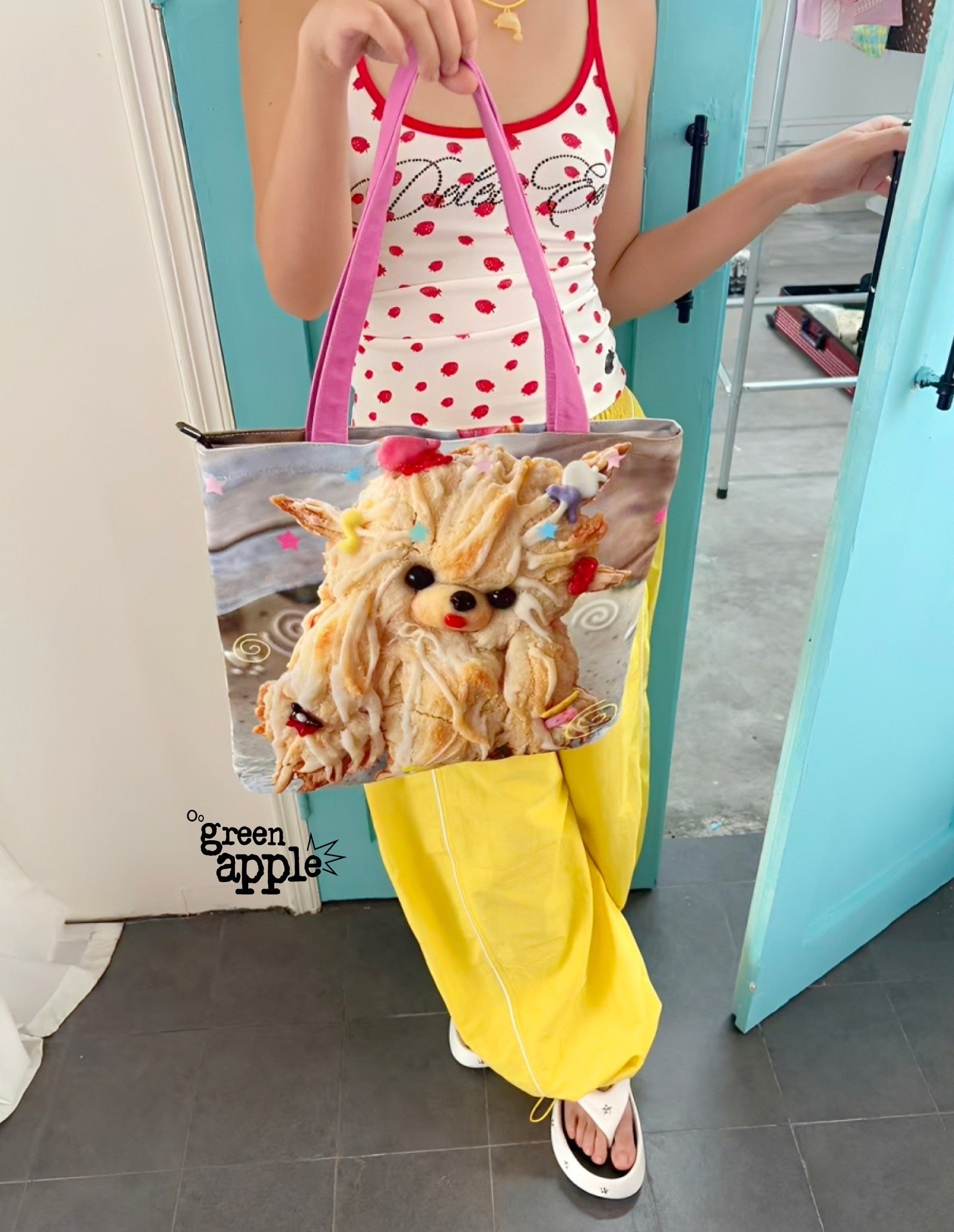Oogreenapple_Plaid_Cookie_Puppy_Bear_House_Print_Women&