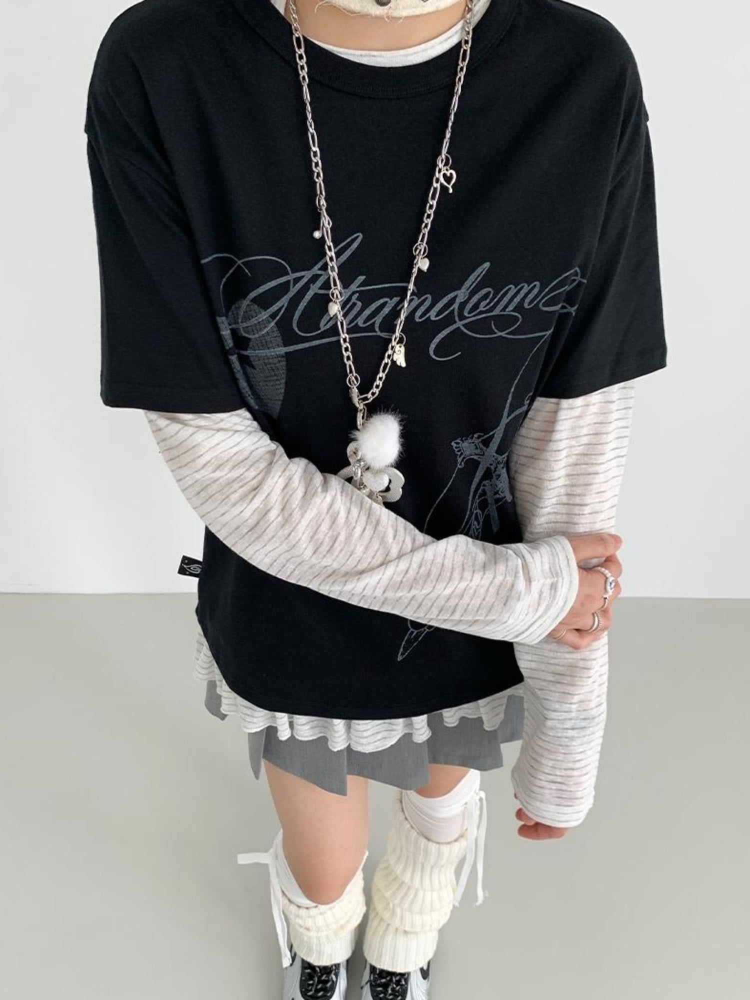 atrandom Original Hollow Mirror Print Loose Fit Black White T-Shirt