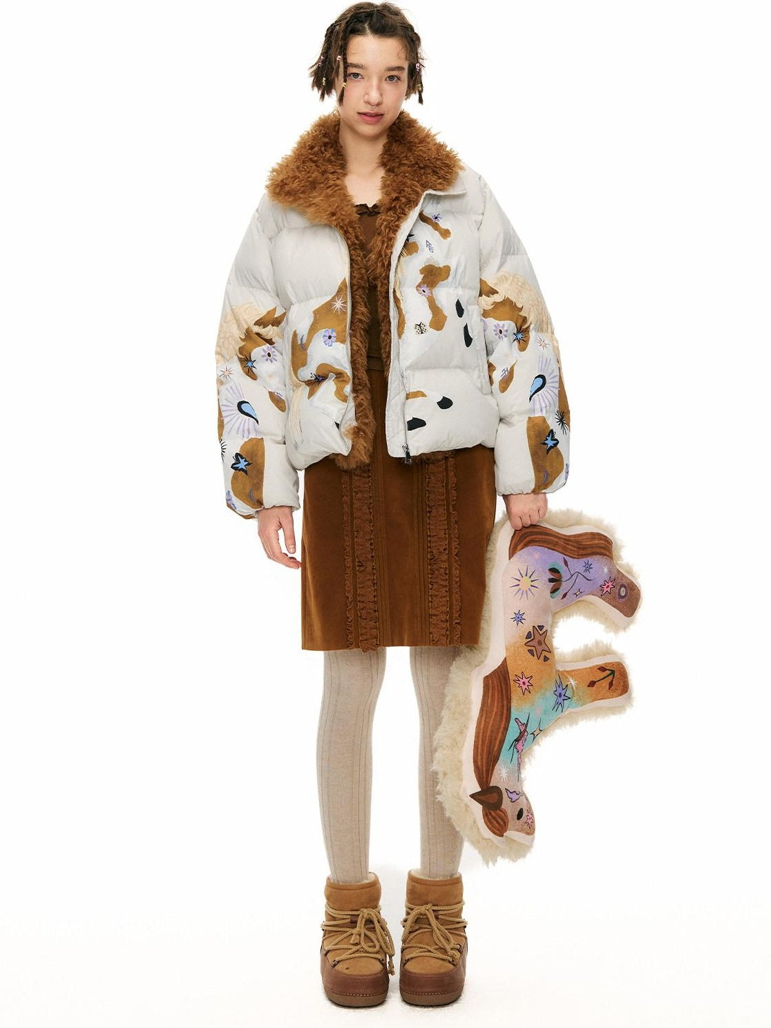 OuttheBlue 90% Duck Down Warm Printed Casual Collared Women Beige Zipper Down Jackets
