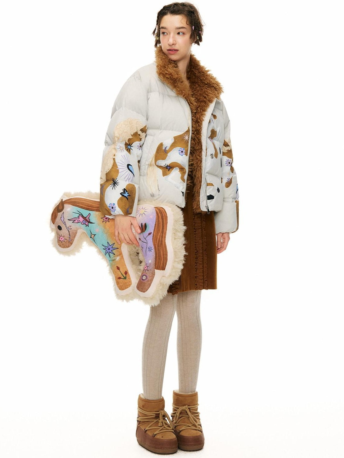 OuttheBlue 90% Duck Down Warm Printed Casual Collared Women Beige Zipper Down Jackets