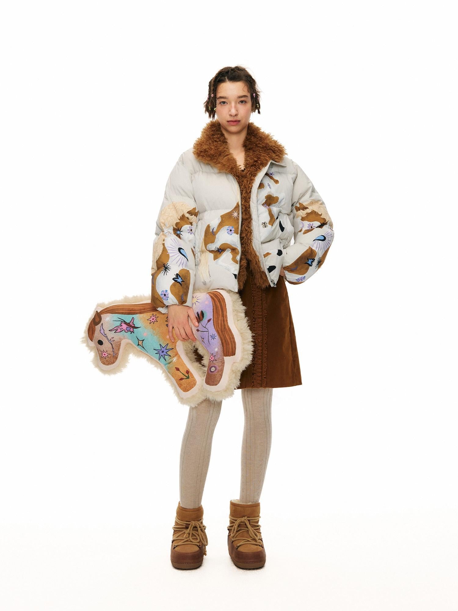 OuttheBlue 90% Duck Down Warm Printed Casual Collared Women Beige Zipper Down Jackets