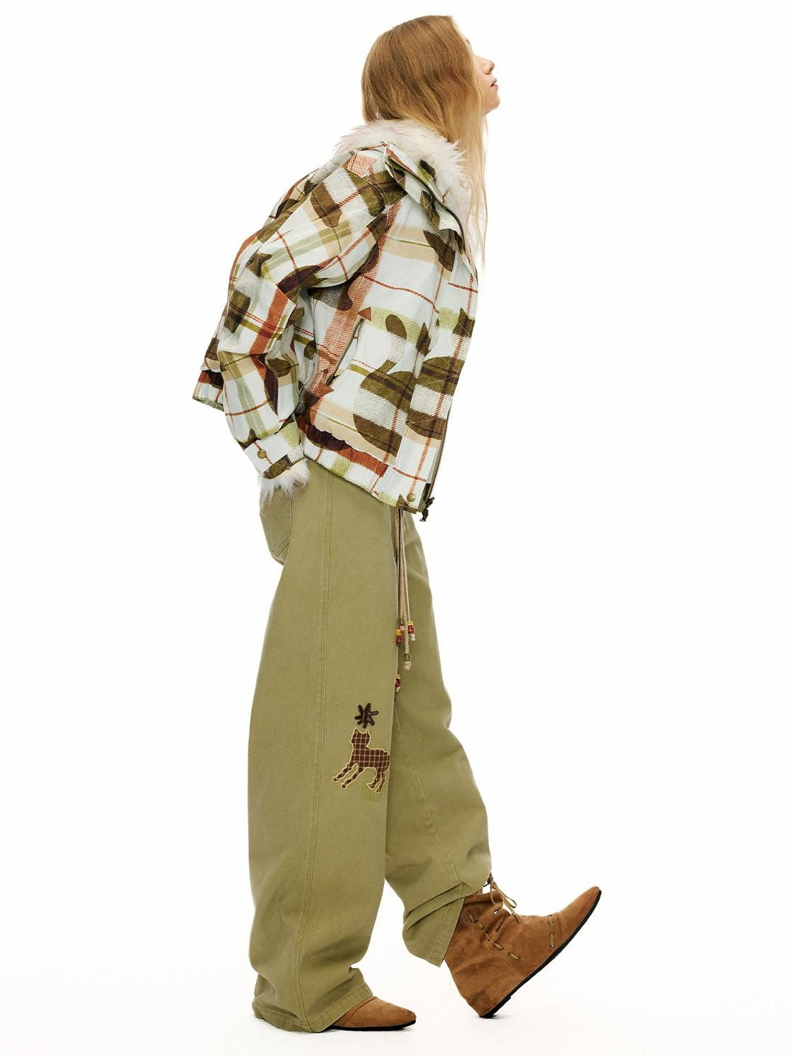 OuttheBlue 90% White Duck Down Warm Casual Print Stand Collar Low Waist Women Down Jackets