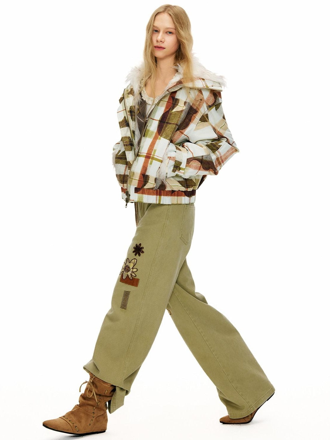 OuttheBlue 90% White Duck Down Warm Casual Print Stand Collar Low Waist Women Down Jackets