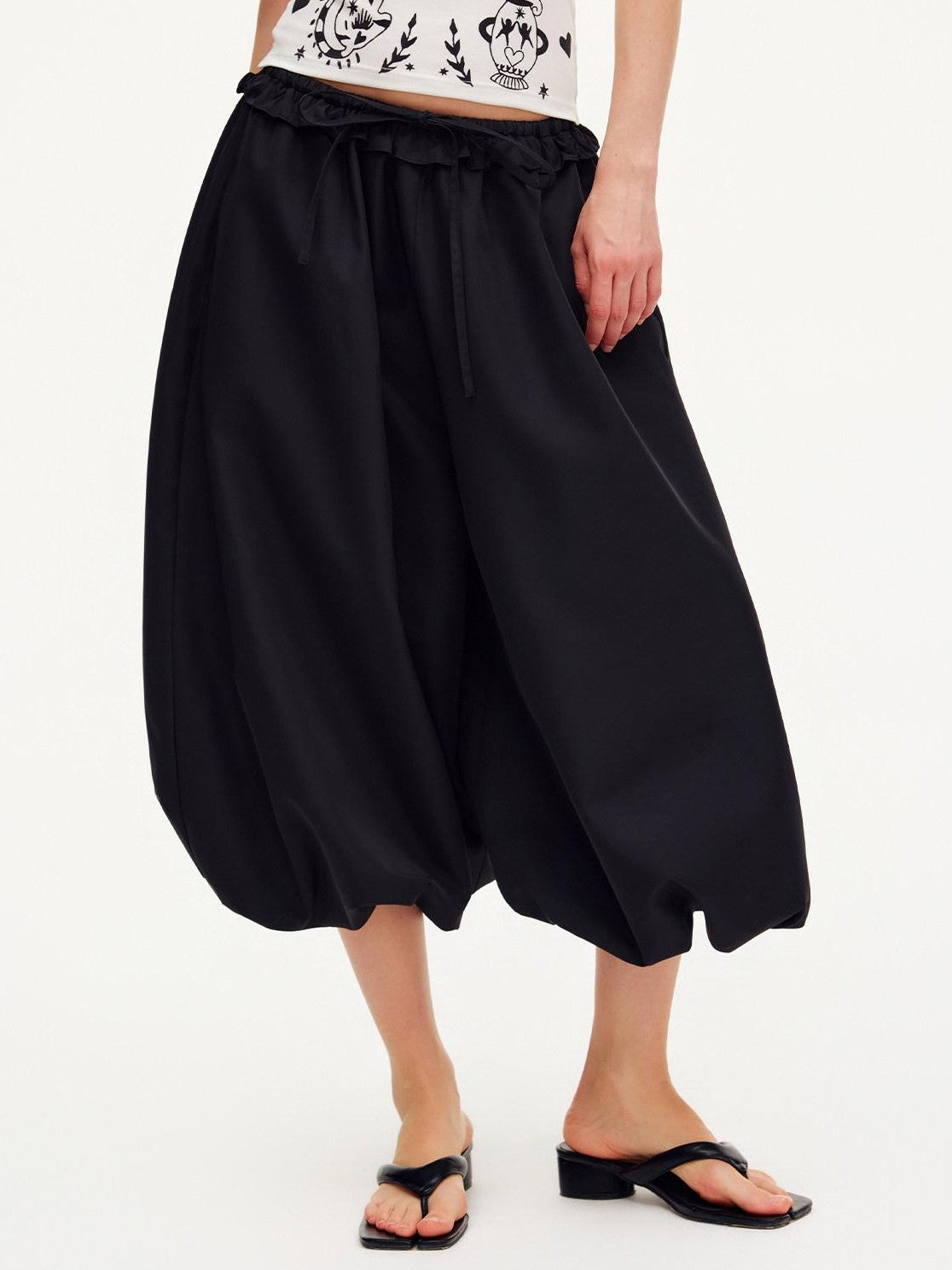 OuttheBlue Black Ruffle Waist Airy Cropped Lantern Women&
