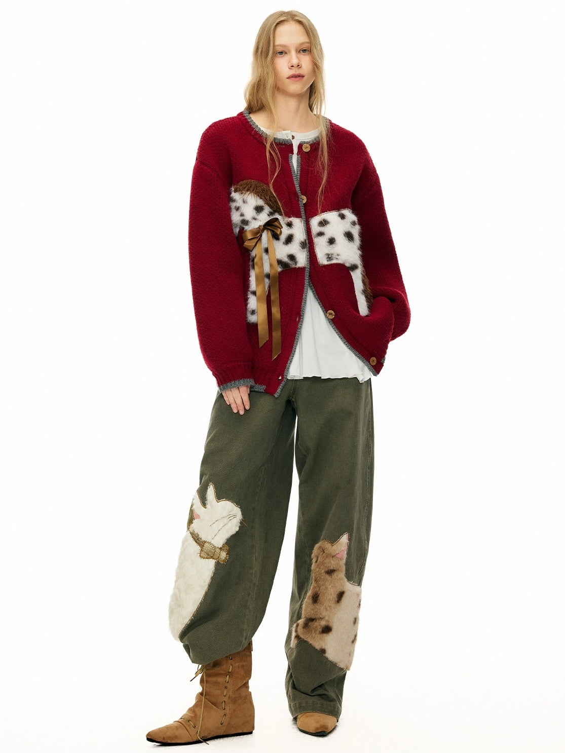 OuttheBlue Cotton Animal Print Applique Casual Curved Leg Natural Waist Green Women Pants