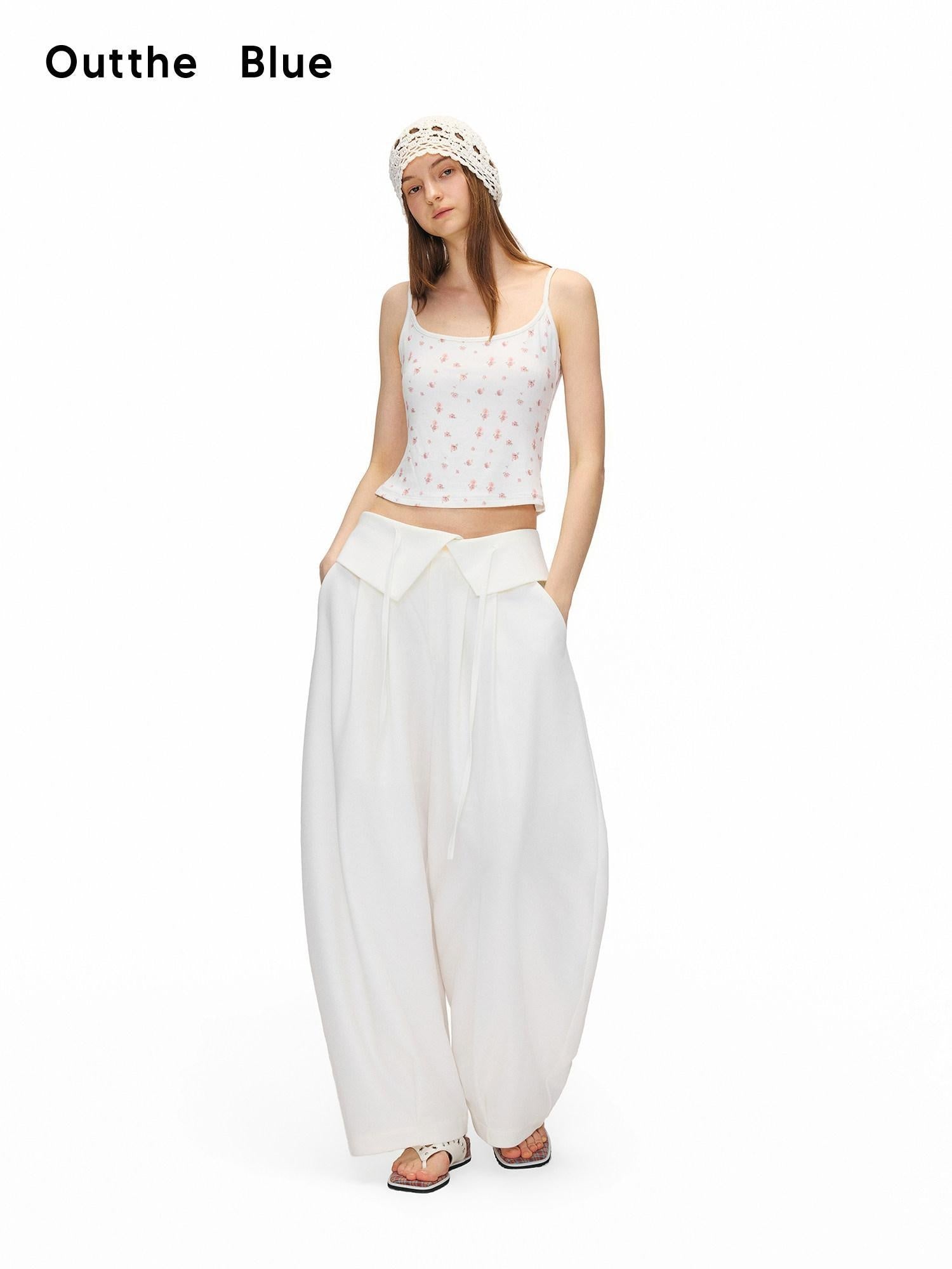 OuttheBlue Floral Ruffle V-neck Tie Front Fitted High Stretch White Viscose Camisoles
