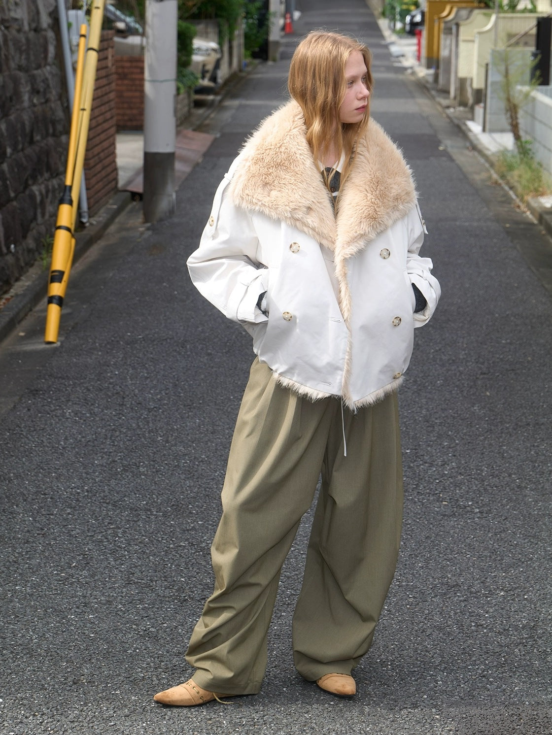 OuttheBlue Fur Collar Single Breasted Regular Fit Long Sleeve Women Light Beige Jacket