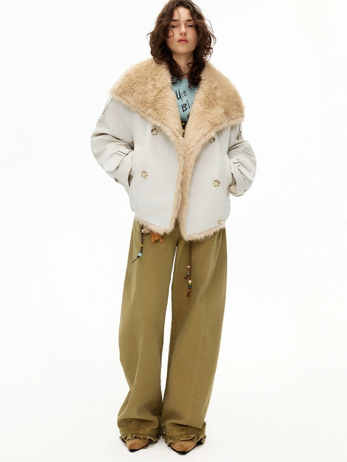 OuttheBlue Fur Collar Single Breasted Regular Fit Long Sleeve Women Light Beige Jacket