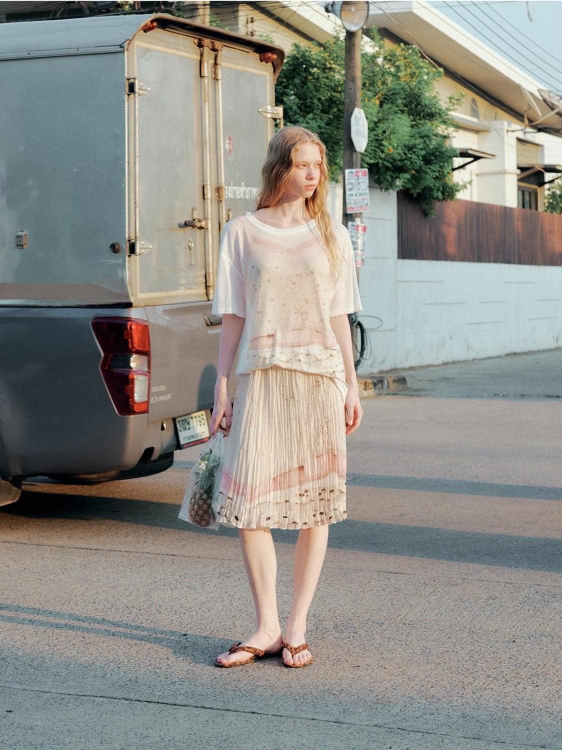 OuttheBlue High Stretch High Waist Pleated Printed Women Almond Cream Midi Skirts