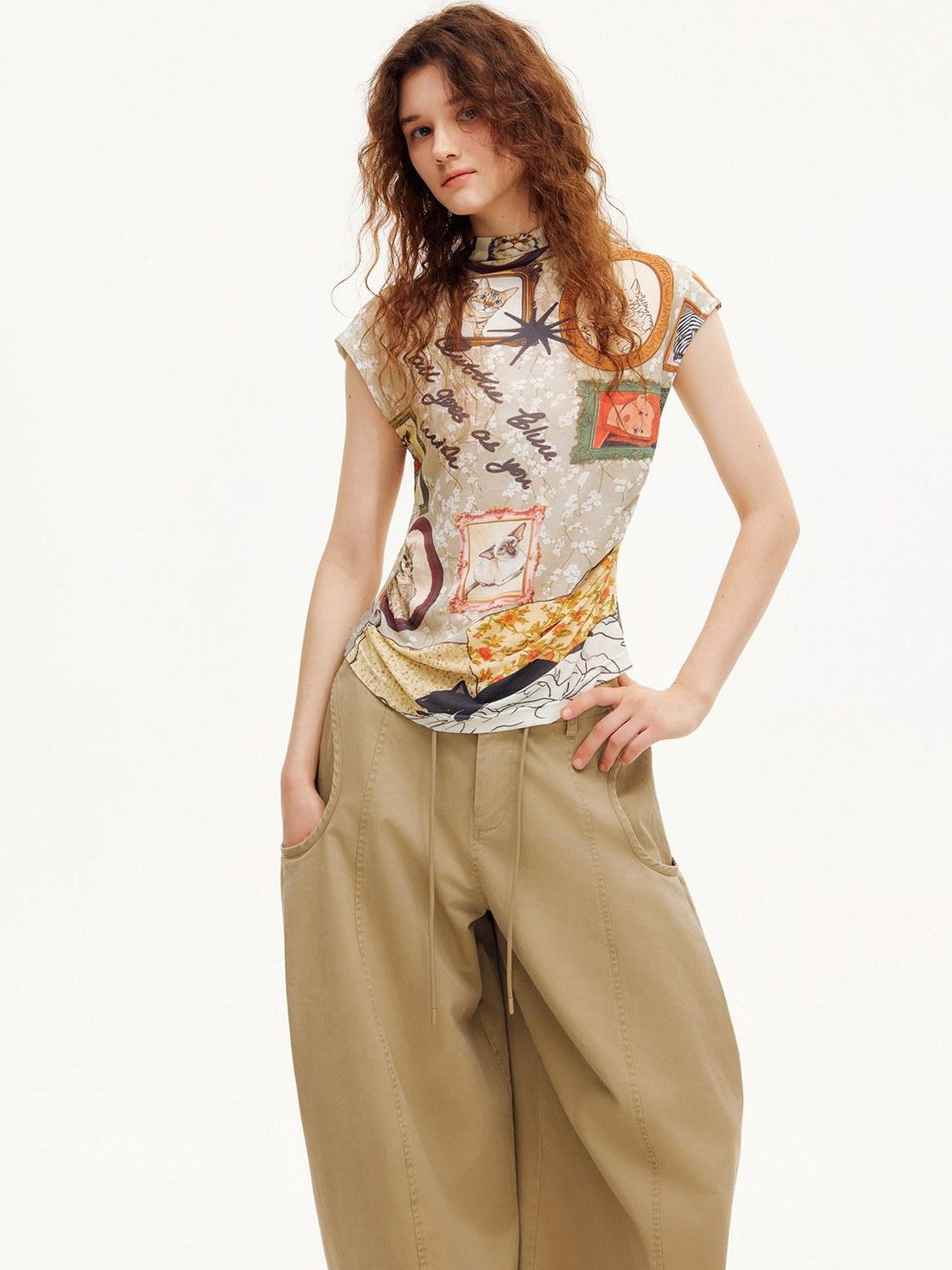 OuttheBlue Irregular Small Mock Neck Cat Print Raglan Women&