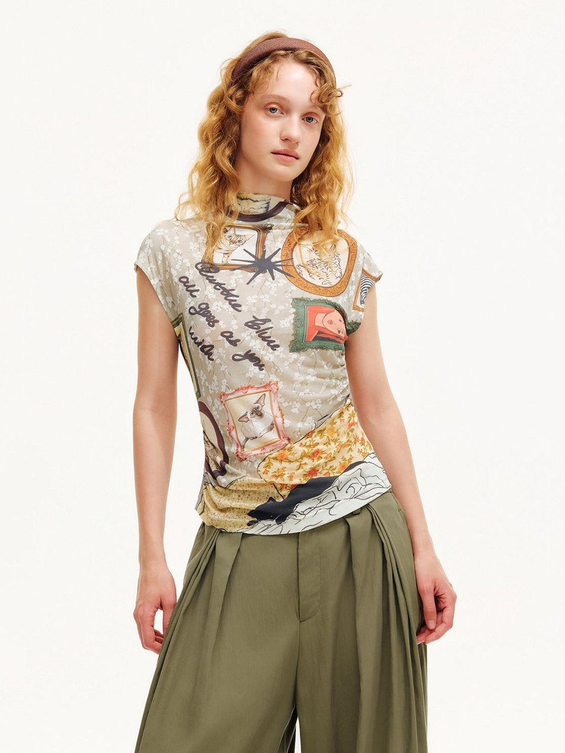 OuttheBlue Irregular Small Mock Neck Cat Print Raglan Women&