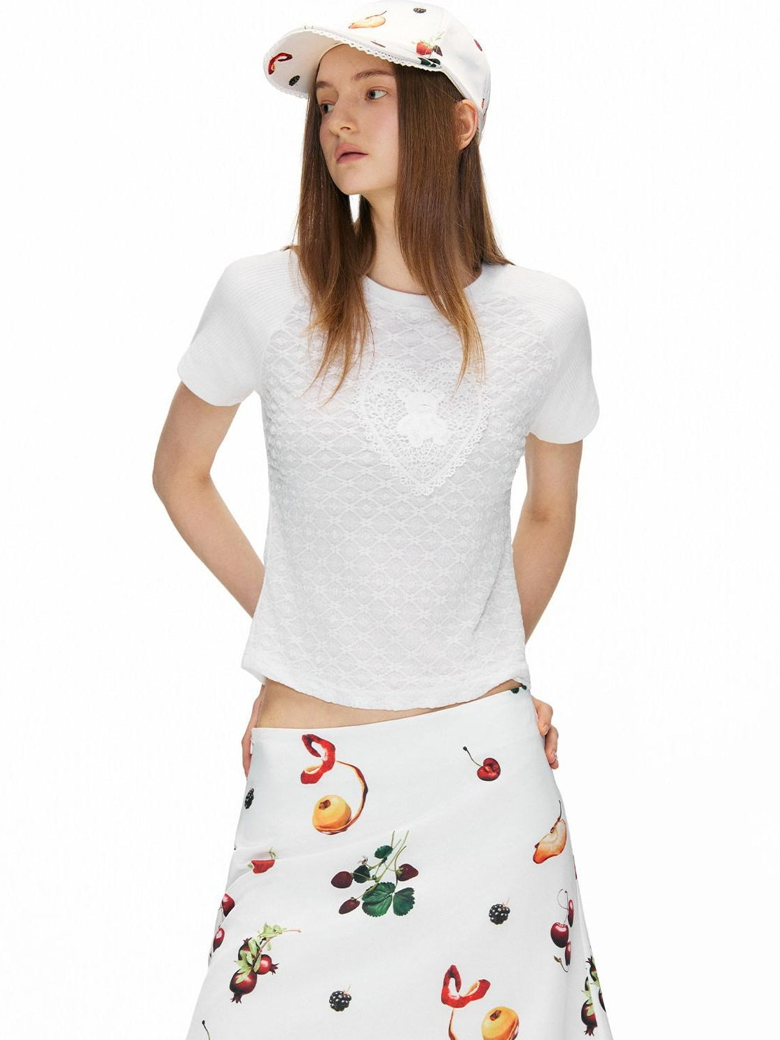 OuttheBlue Jacquard Heart Slim Fit Raglan Women Crew Neck Polyester Short Sleeve T-Shirts