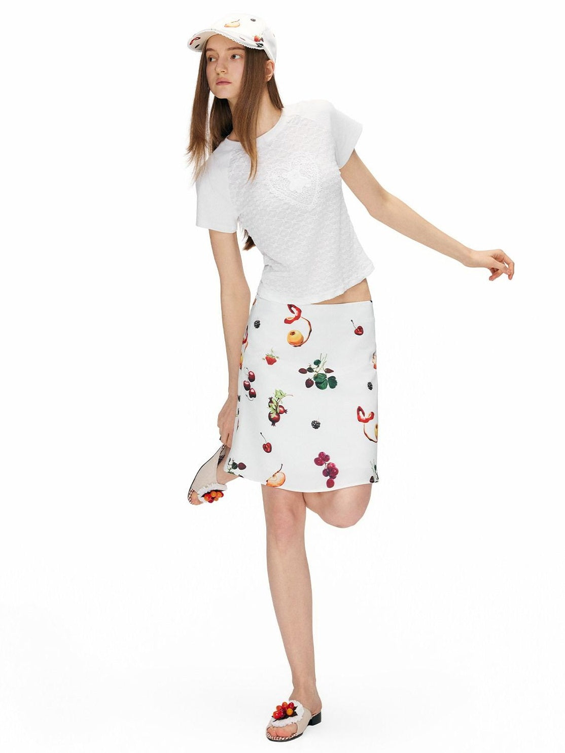 OuttheBlue Jacquard Heart Slim Fit Raglan Women Crew Neck Polyester Short Sleeve T-Shirts