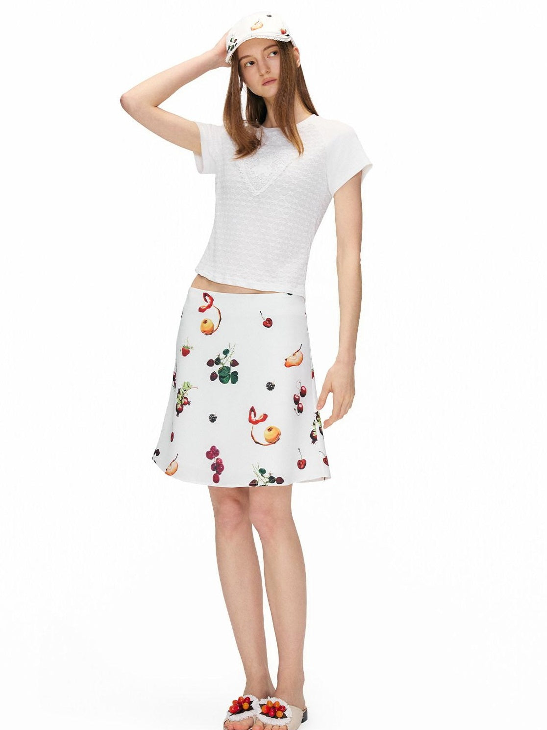 OuttheBlue Jacquard Heart Slim Fit Raglan Women Crew Neck Polyester Short Sleeve T-Shirts