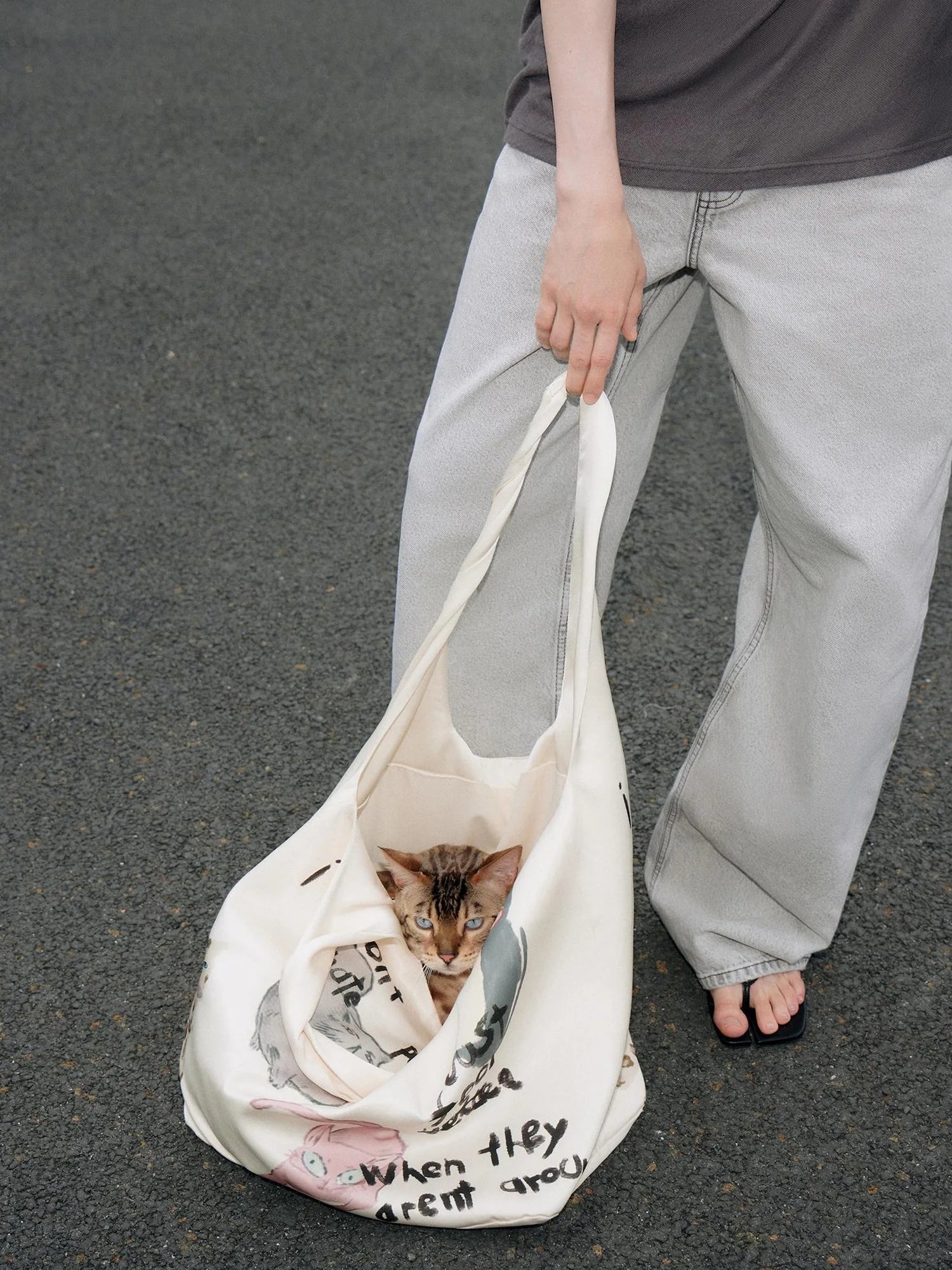 OuttheBlue Out The Blue Impatient Cat Satine Tote