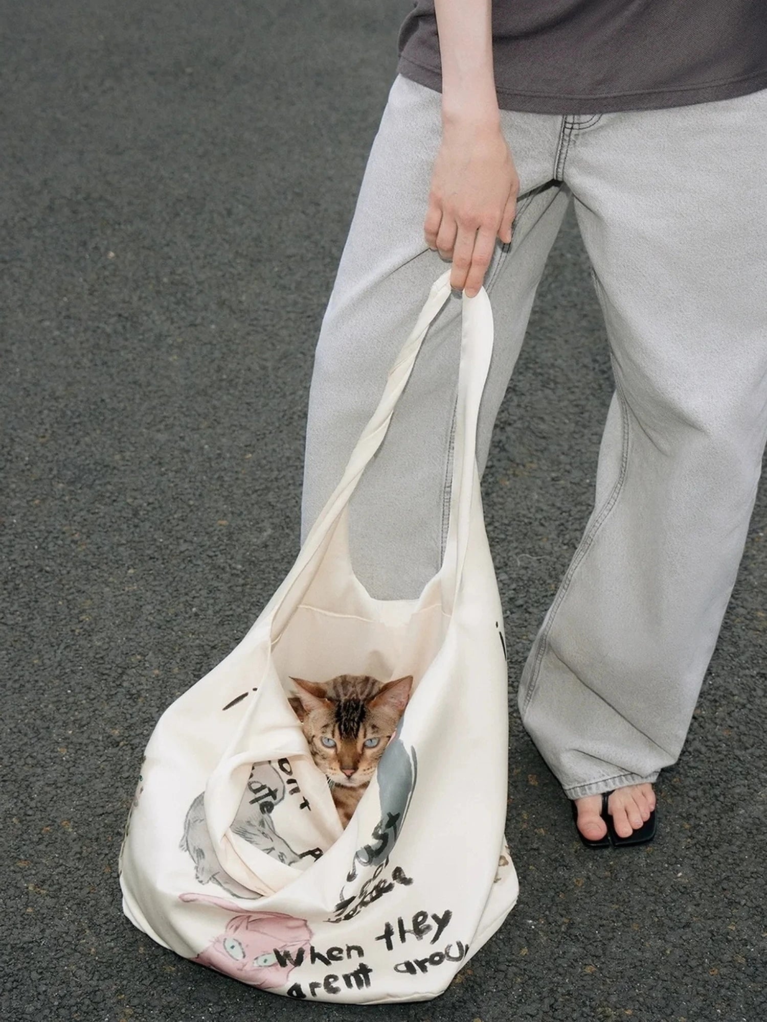 OuttheBlue Out The Blue Impatient Cat Satine Tote