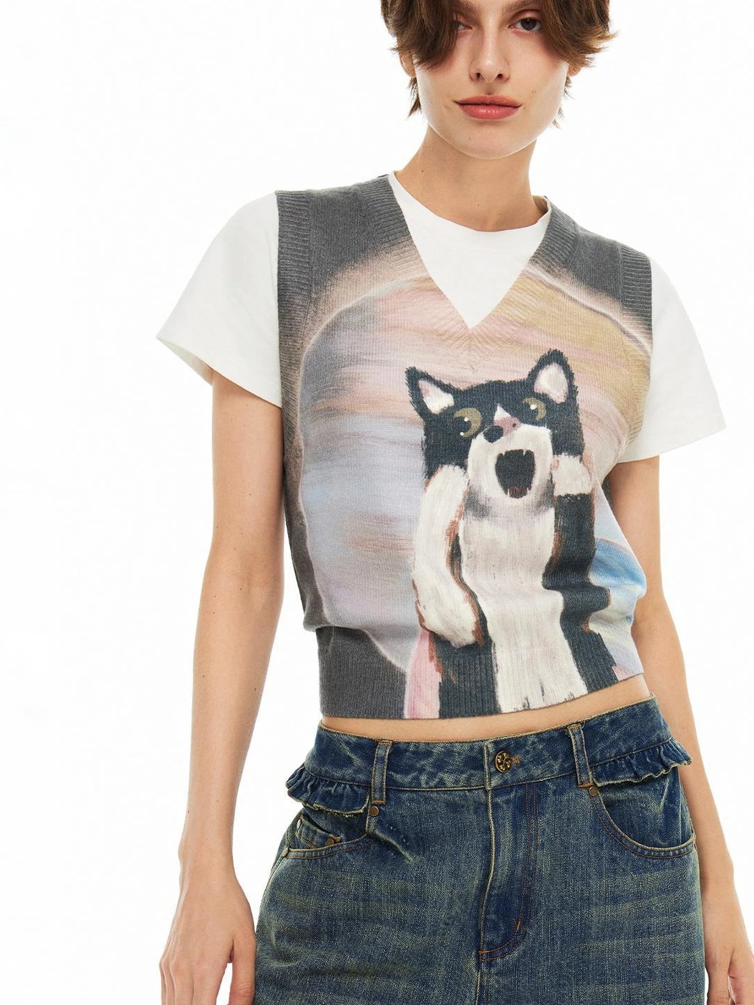 OuttheBlue Out The Blue V-neck Knitted Vest With Cat Print