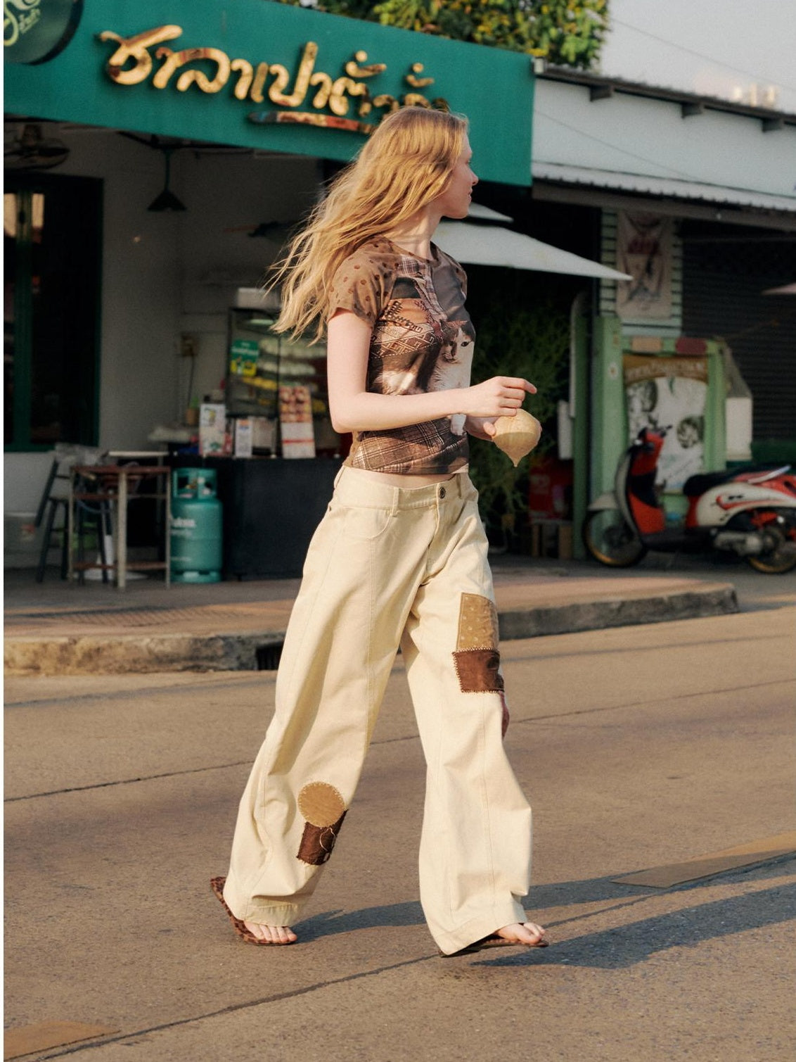 OuttheBlue Pure Cotton Embroidered Vintage Curved Leg Khaki Women Wide-Leg Pants