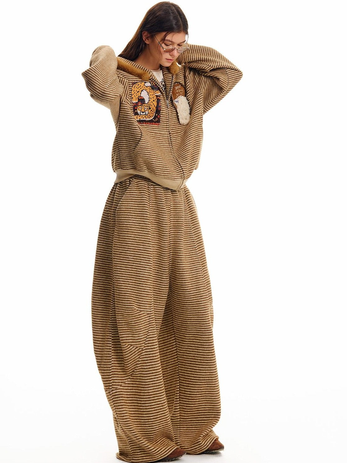 OuttheBlue Retro Striped Cat Patch Embroidered Faux Fur Trim Women&