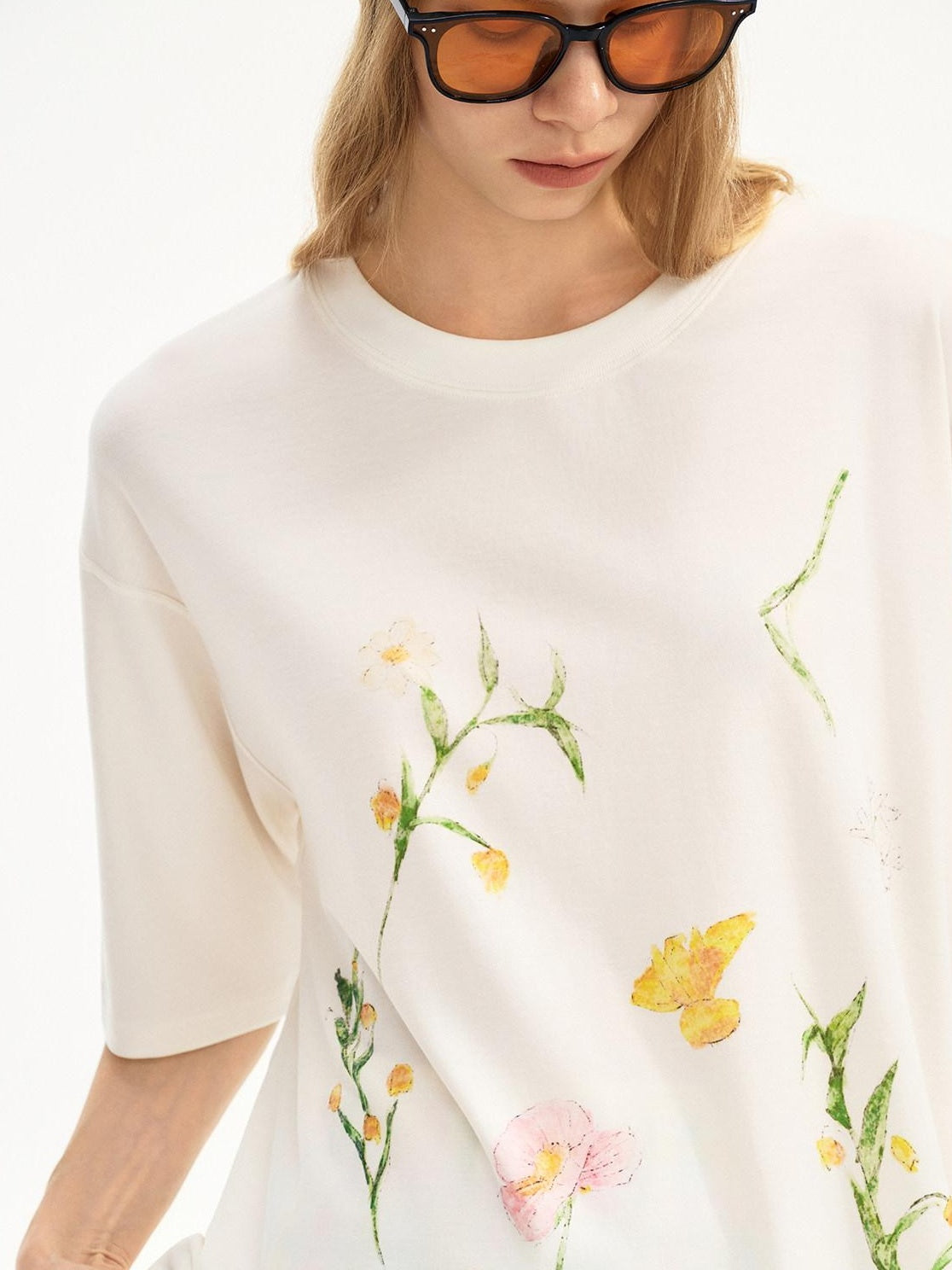 OuttheBlue Soft Breathable Lyocell Stretch Loose Fit Round Neck White Short Sleeve T-Shirts