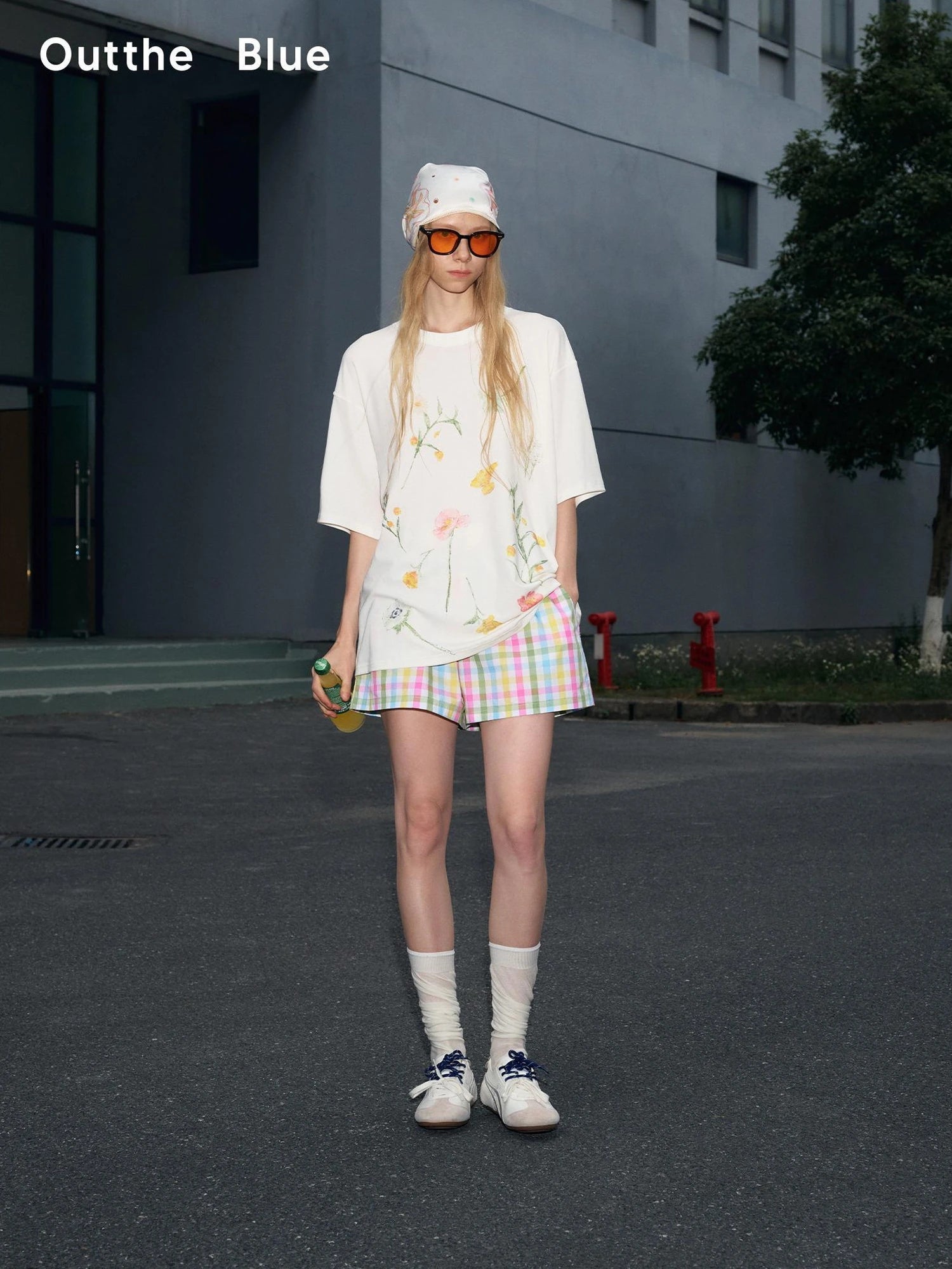 OuttheBlue Summer White Floral T-shirt