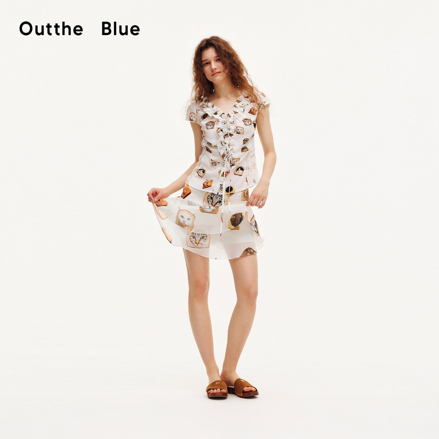OuttheBlue_Toast_Cat_Animal_Print_Ruffle_Hem_Slim_Fit_Women&