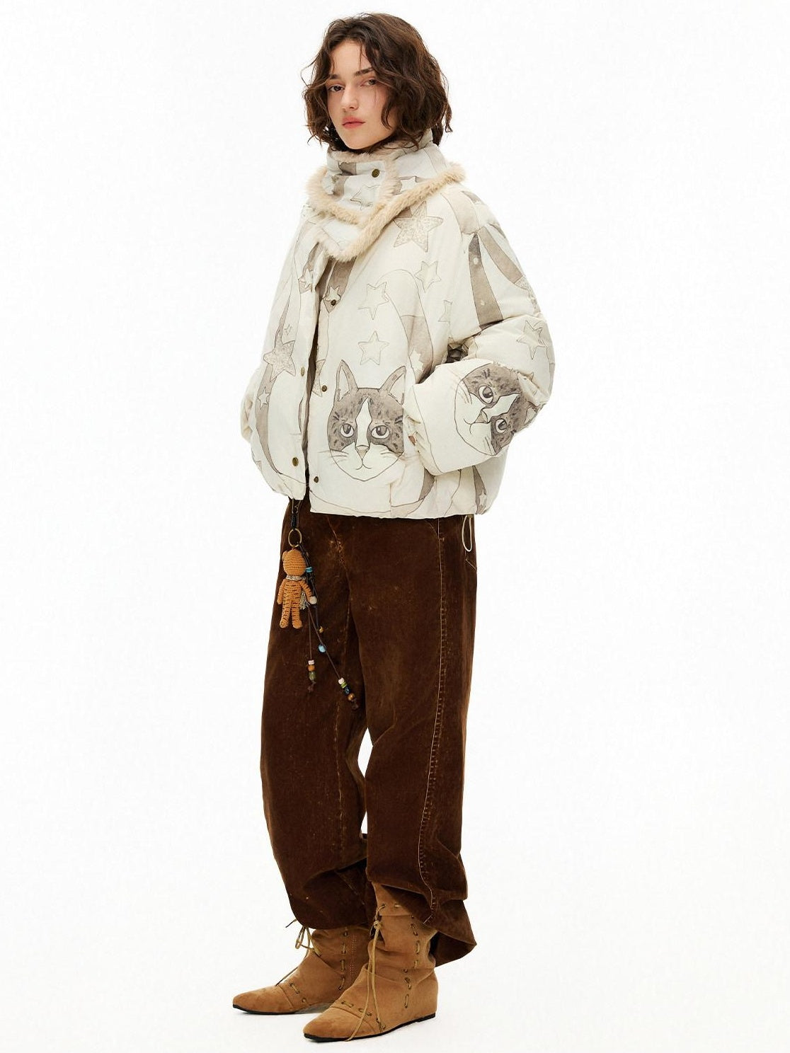 OuttheBlue Warm 90% Duck Down Short Cartoon Print Commuter Women Light Beige Down Jackets