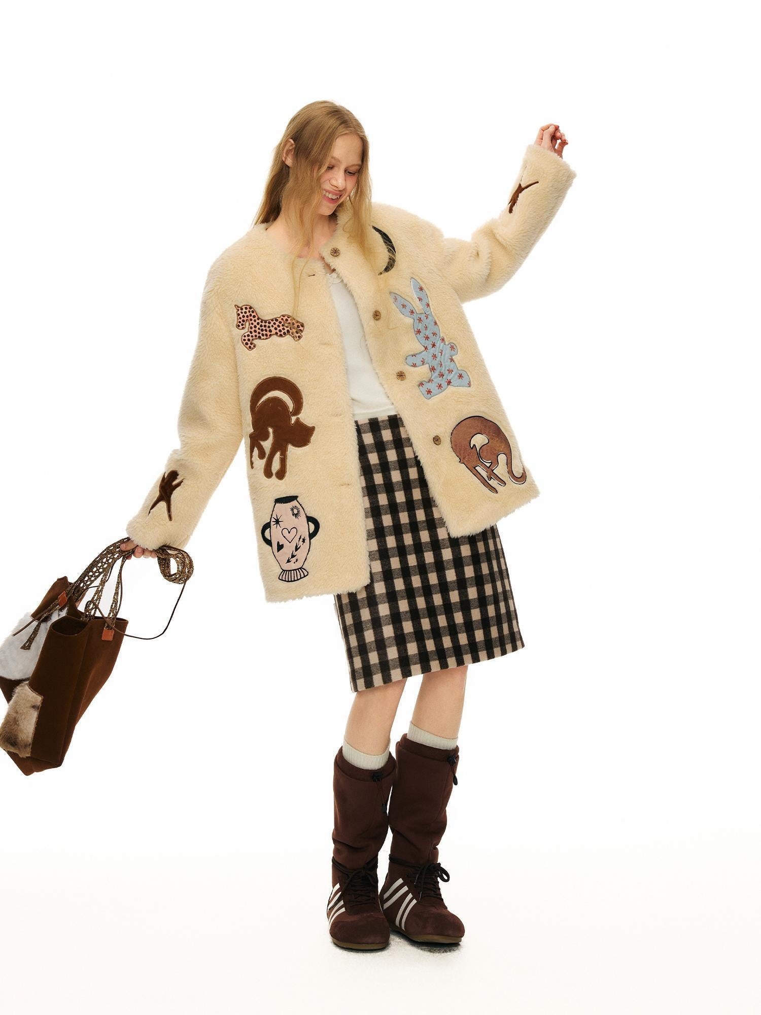 OuttheBlue Warm Thick Loose Fit Casual Buttoned Round Neck Animal Print Beige Women Jacket