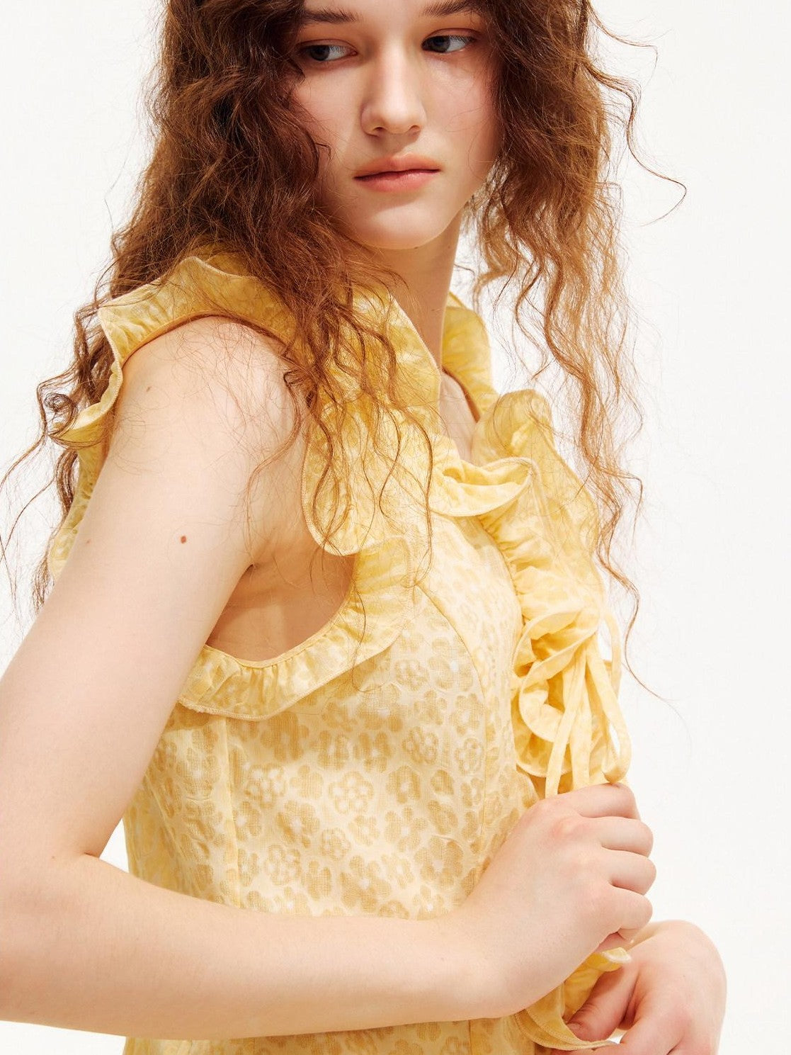 OuttheBlue Warm Yellow Ruffle Edge V-neck Slimming Cropped Women&