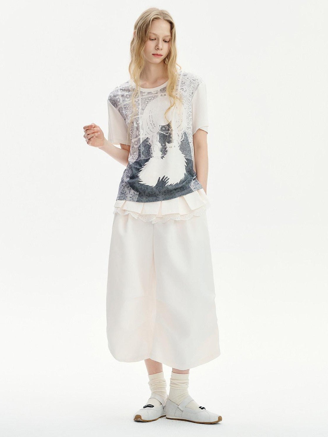 OuttheBlue Window Girl And Cat Printed Loose Women&