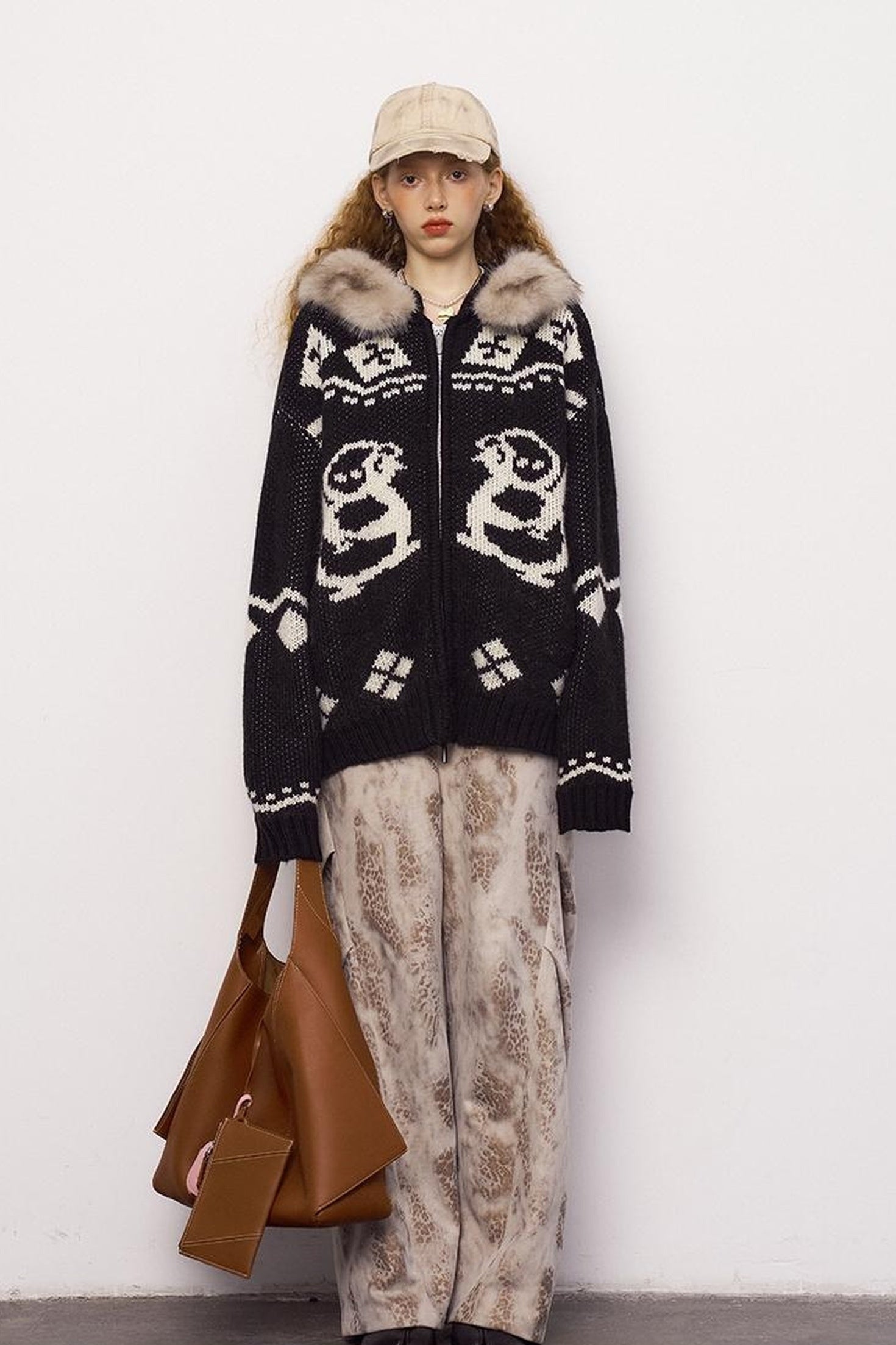 DIDDI MODA Penguin Fair Isle Hooded Cardigan With Detachable Fur Collar
