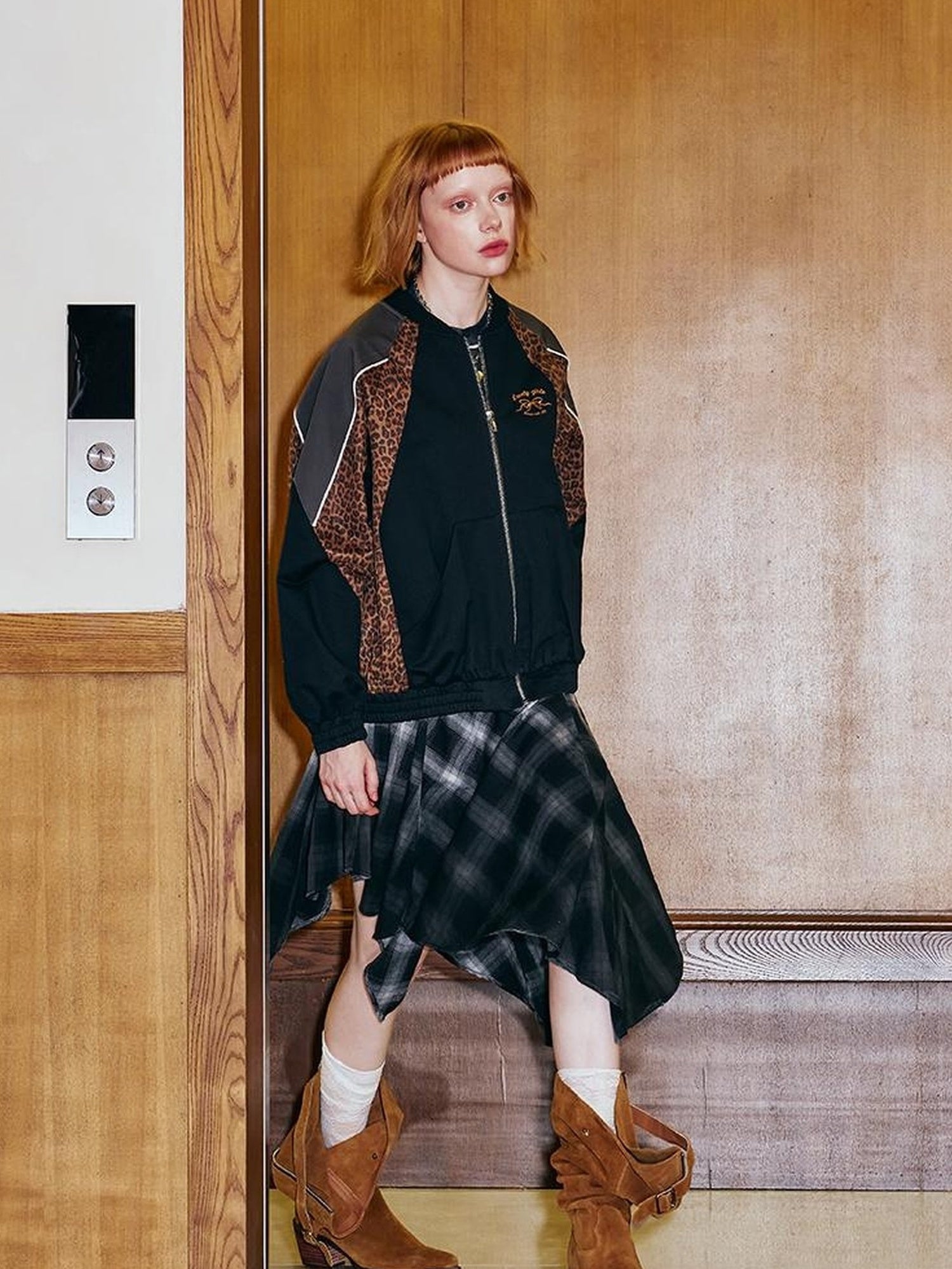 DIDDI MODA Plaid Gradient Asymmetrical Skirt