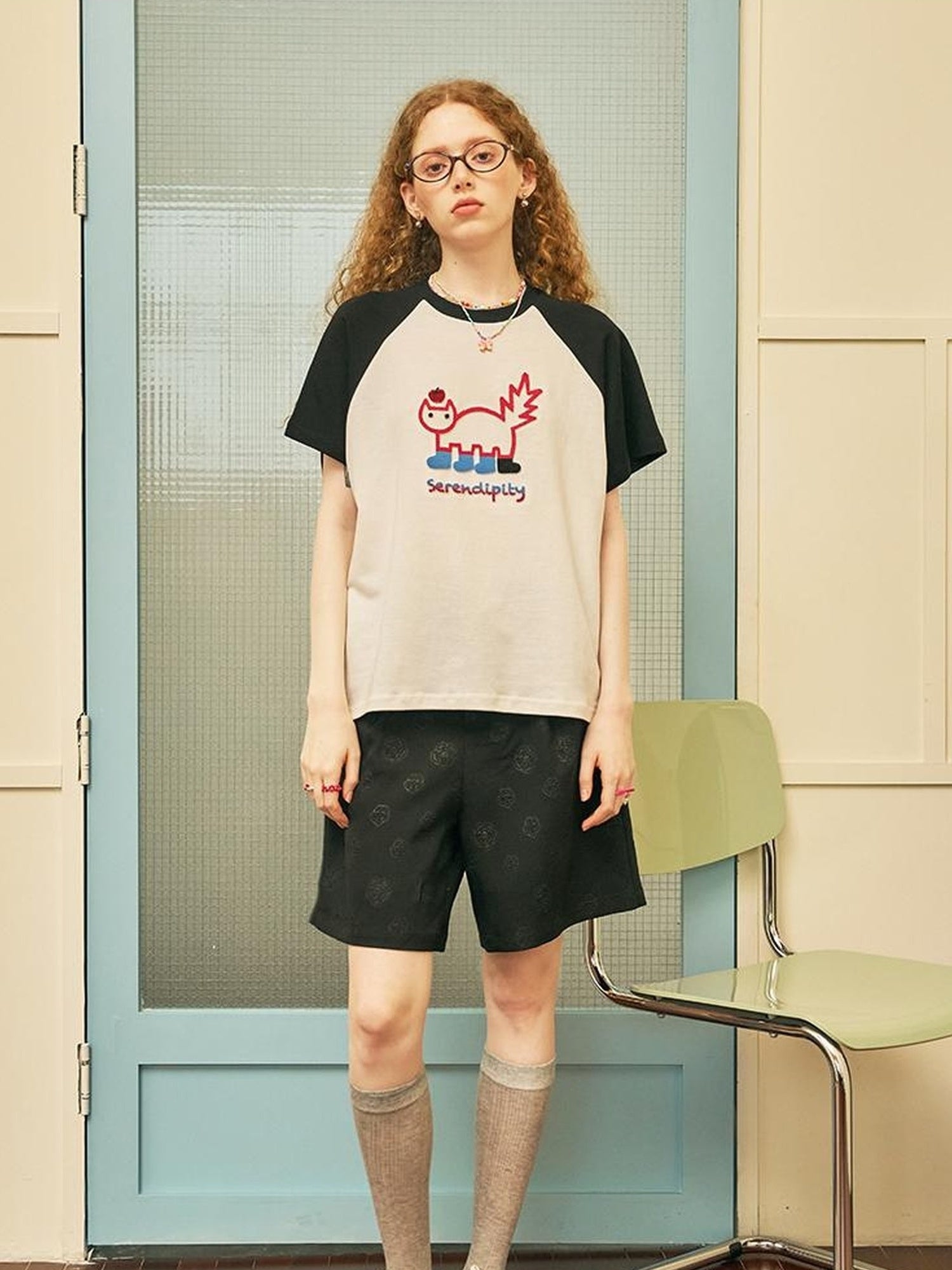 DIDDI MODA Playful Colorblock Cartoon Toothbrush Embroidery Cotton Tee