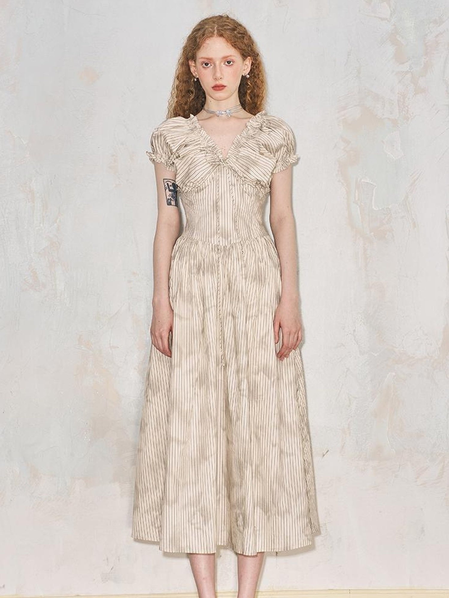 DIDDI MODA Playful V Neck Bubble Sleeve Floral Midi Dress