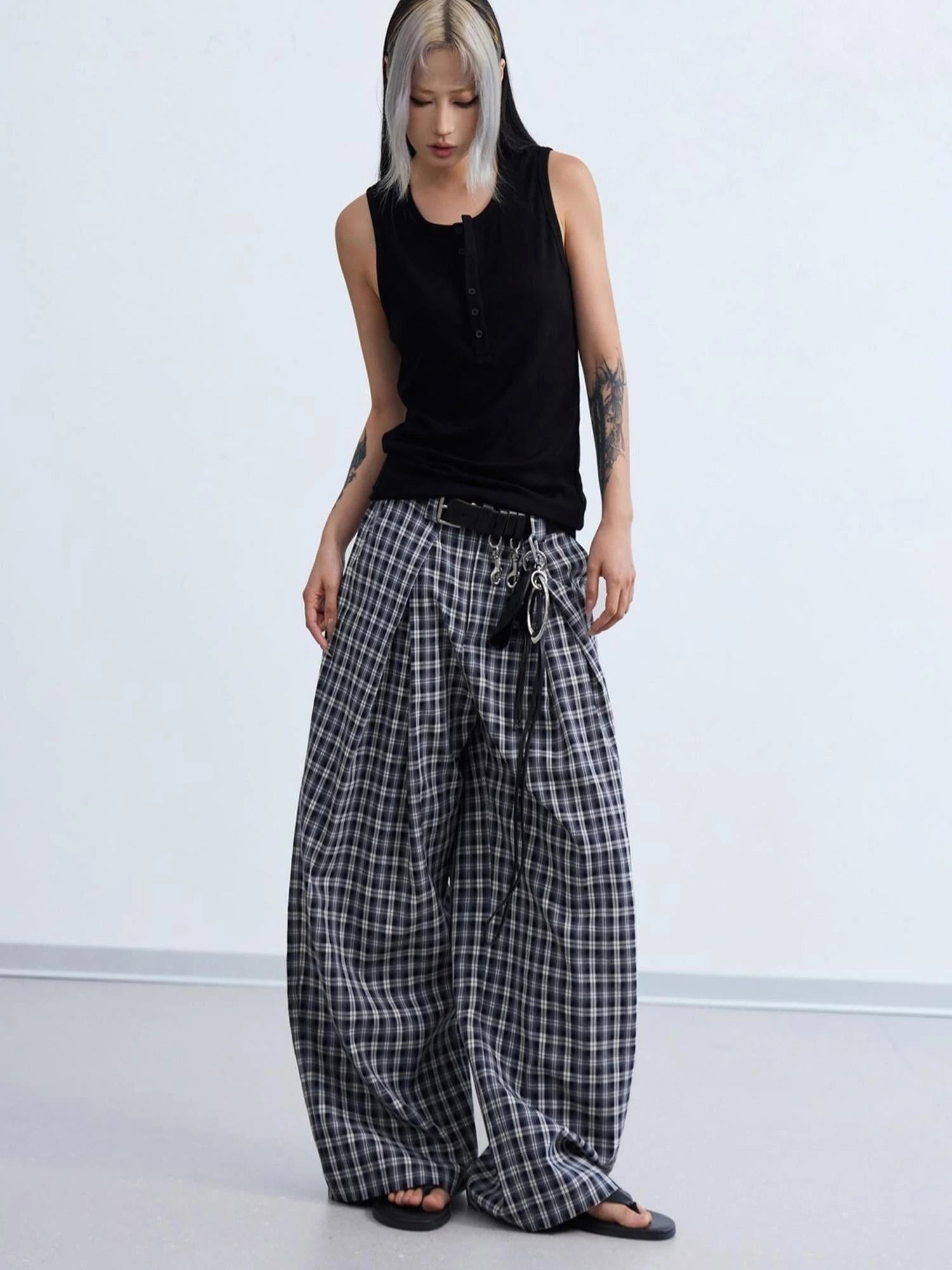Pleated Plaid Wide Leg Pants Unisex Relaxed Fit Retro Trousers