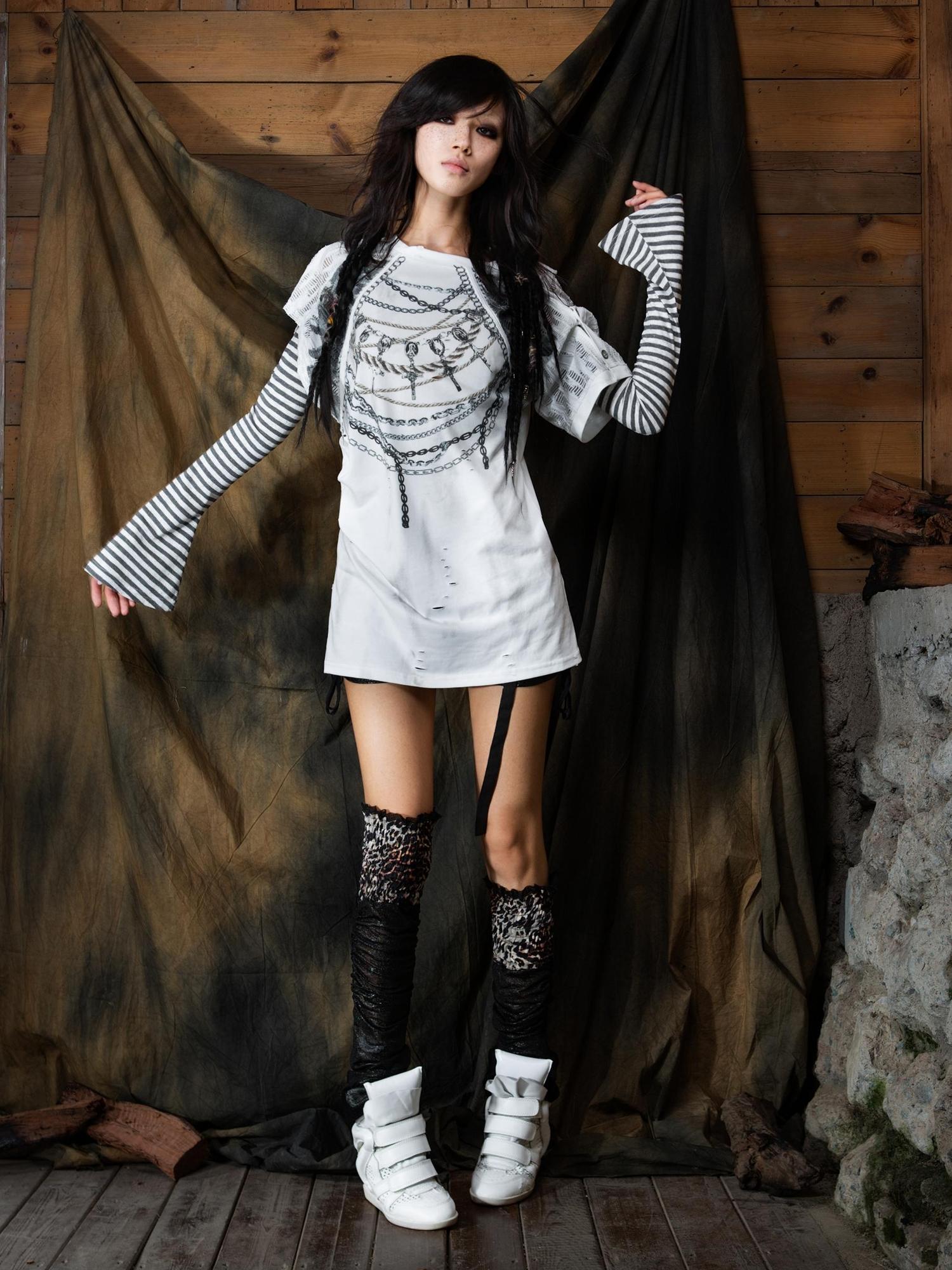 ARIADNAw Punk Asymmetric Two Layer Vintage Tee With Poetry Print