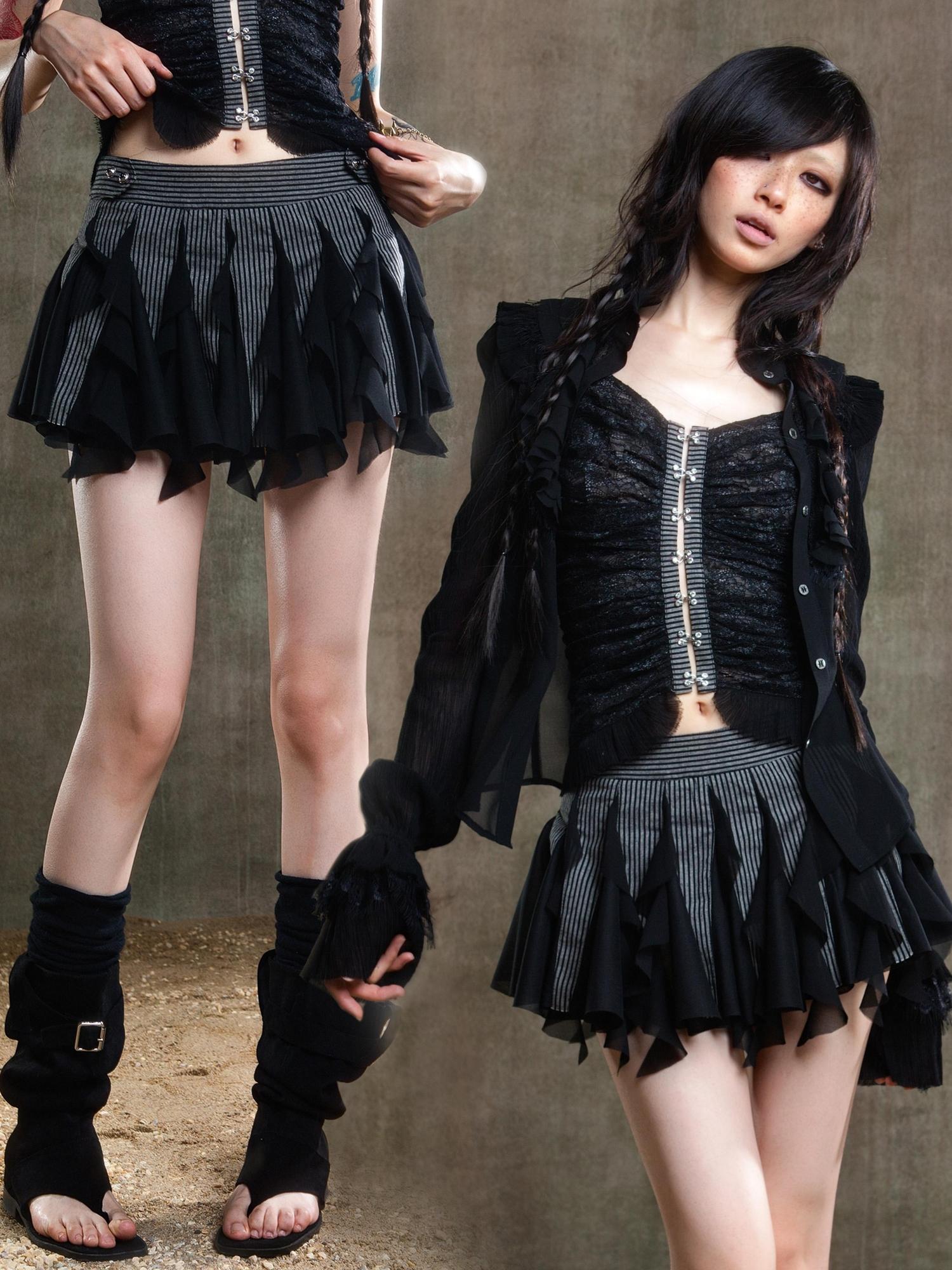 ARIADNAw Punk Gothic Pleated Asymmetrical Low Waist Skirt