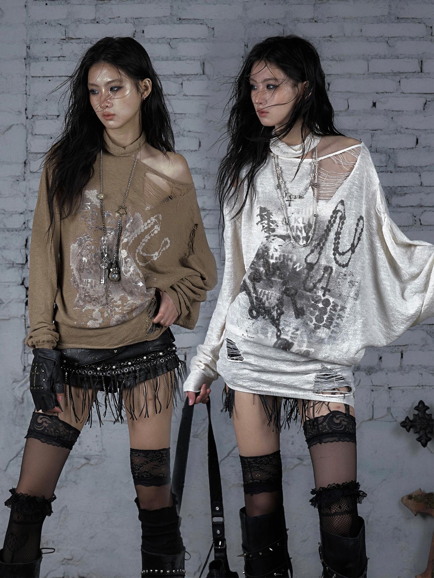 NO ROMANCE Punk Grunge Royal Print Off-Shoulder Knit Top
