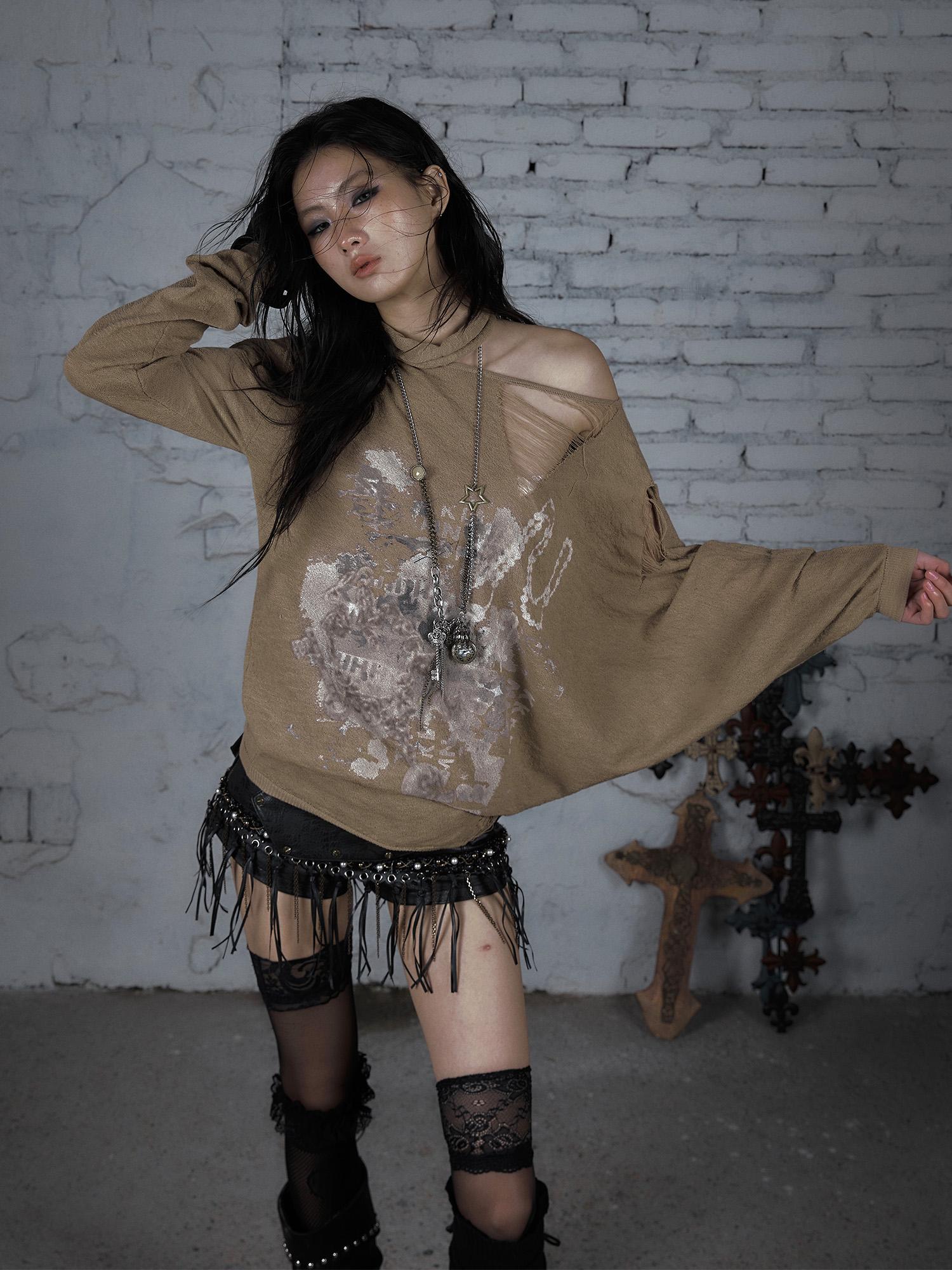NO ROMANCE Punk Grunge Royal Print Off-Shoulder Knit Top