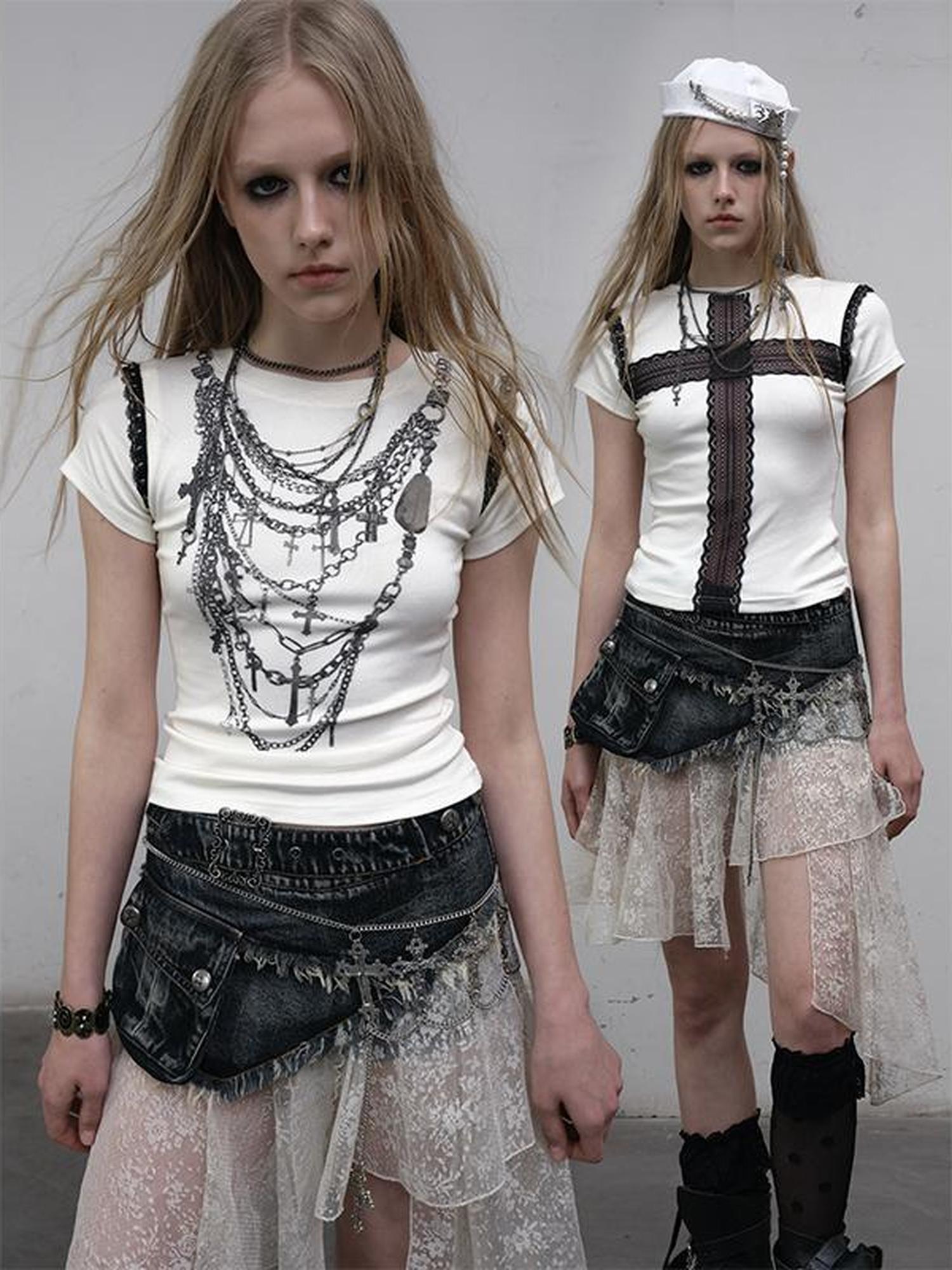 NO ROMANCE Punk Print Lace Trim Slim Stretch Two-Way T-Shirt