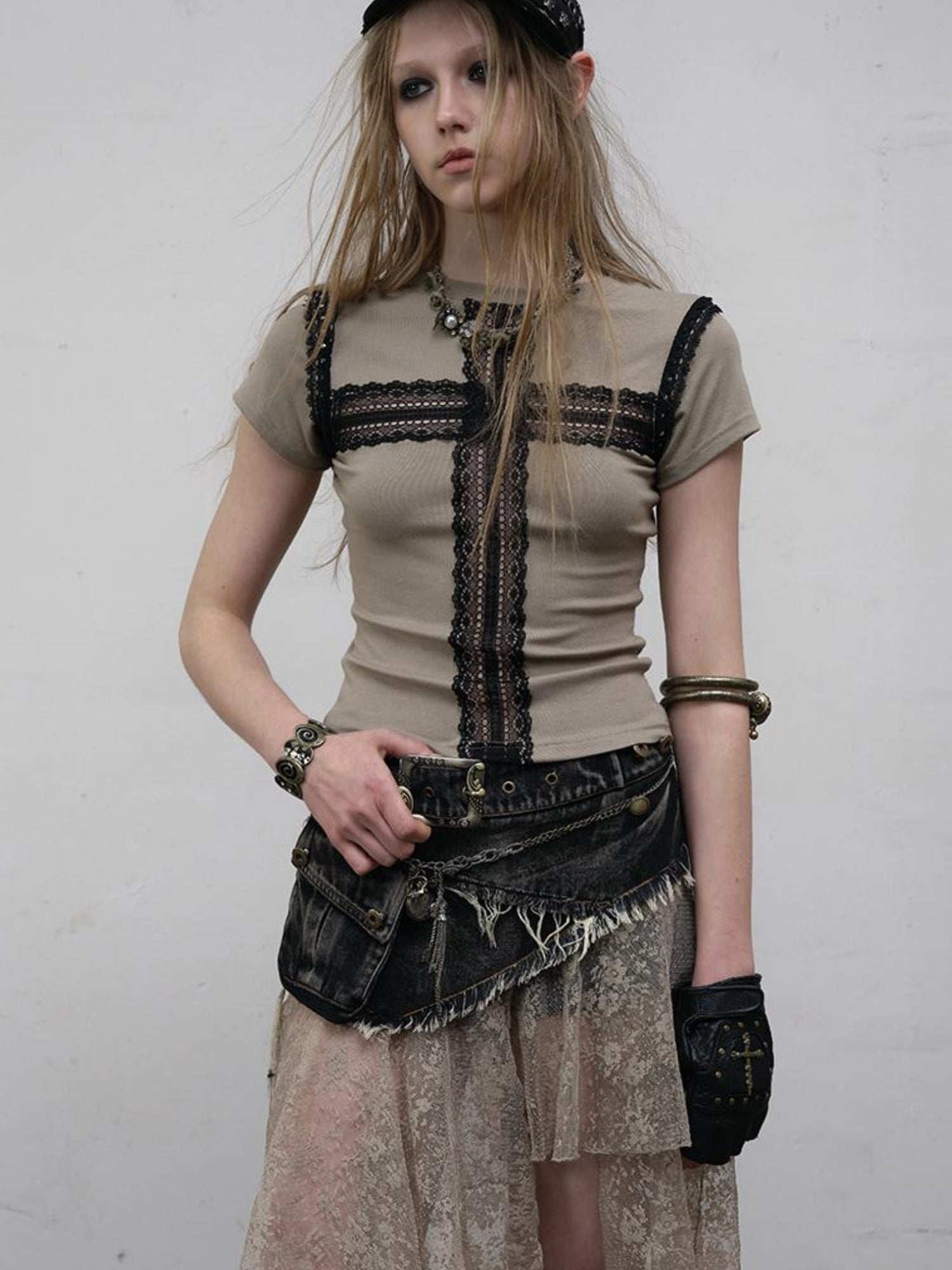 NO ROMANCE Punk Print Lace Trim Slim Stretch Two-Way T-Shirt