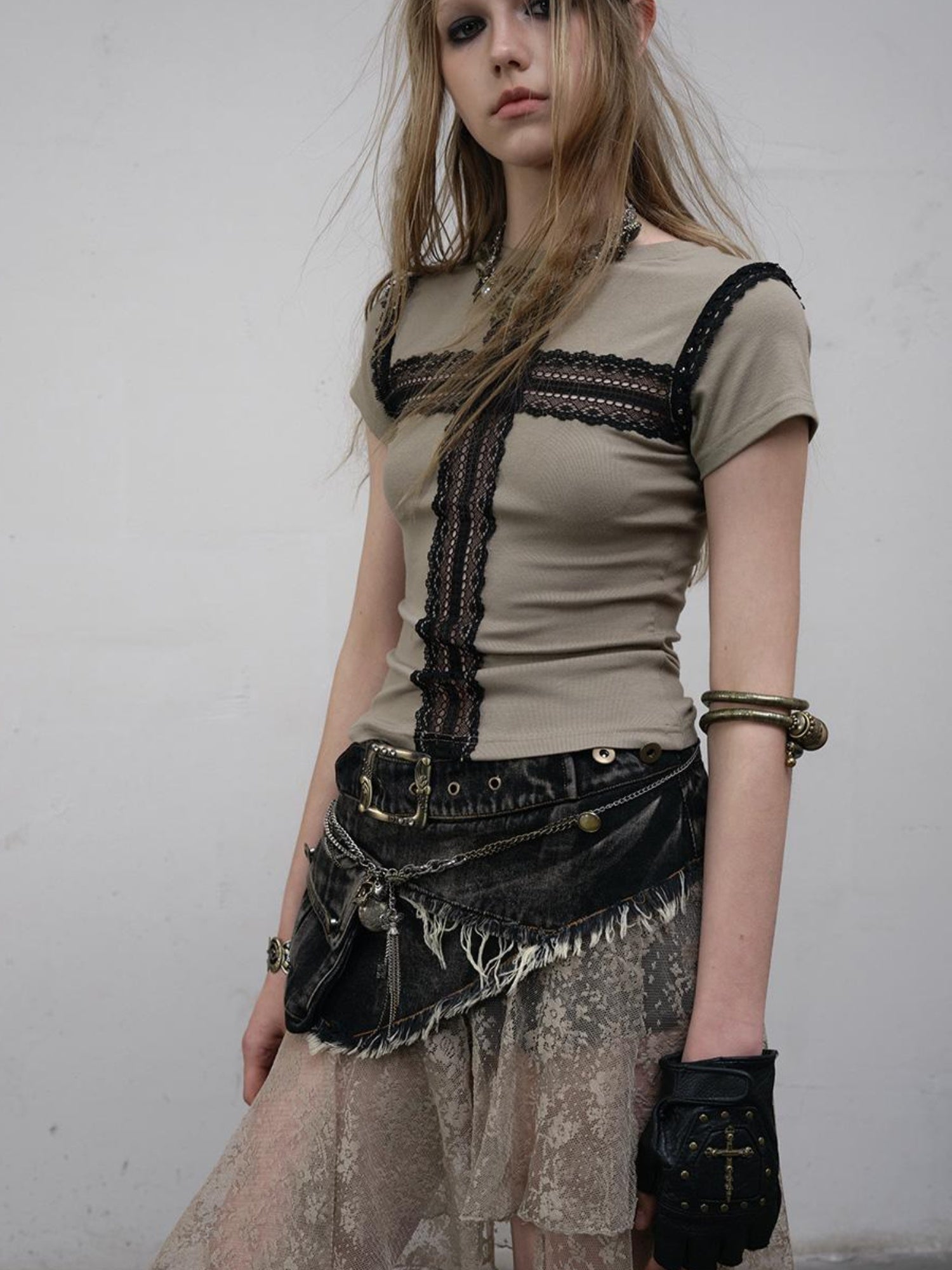 NO ROMANCE Punk Print Lace Trim Slim Stretch Two-Way T-Shirt