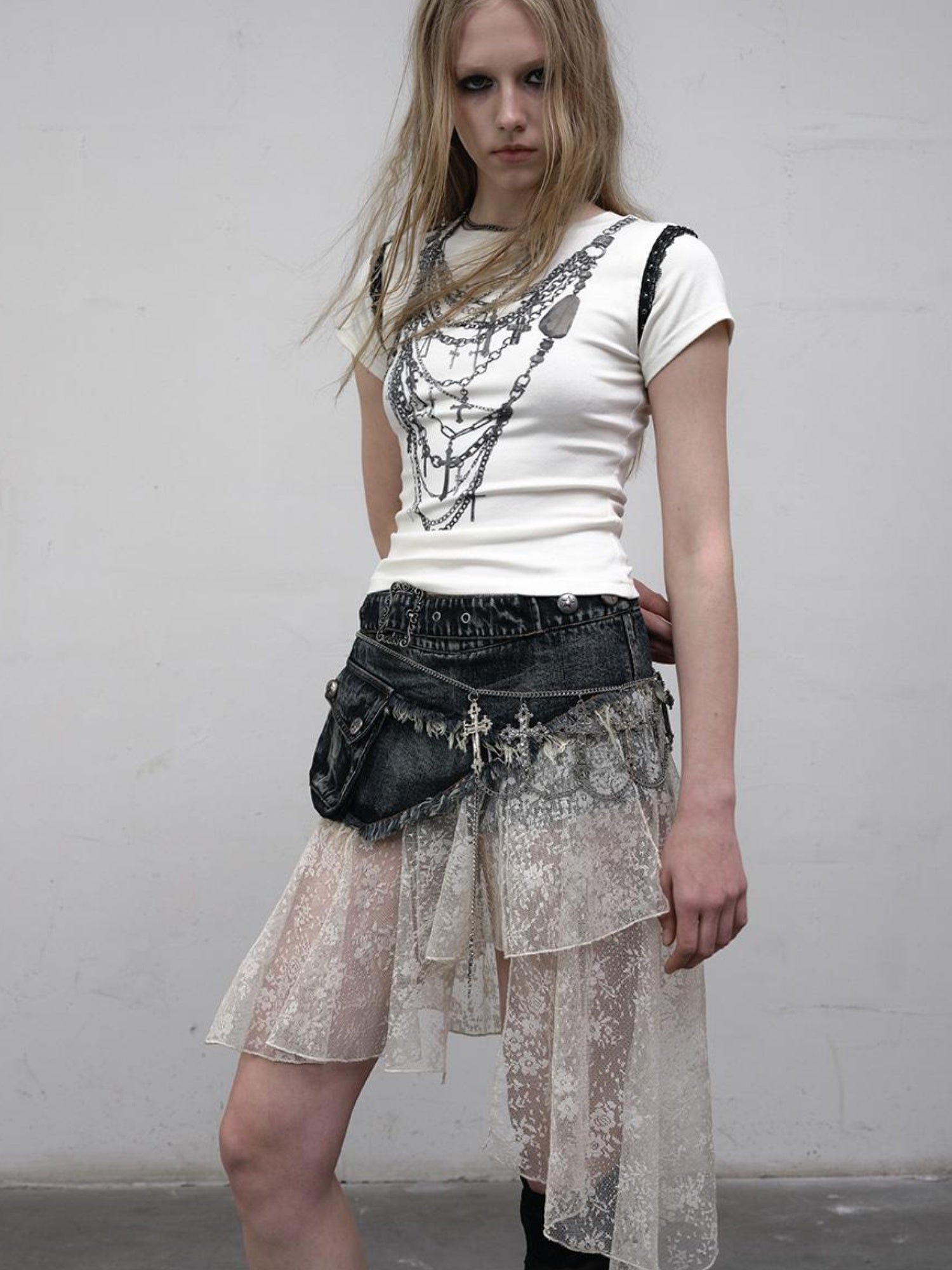 NO ROMANCE Punk Print Lace Trim Slim Stretch Two-Way T-Shirt