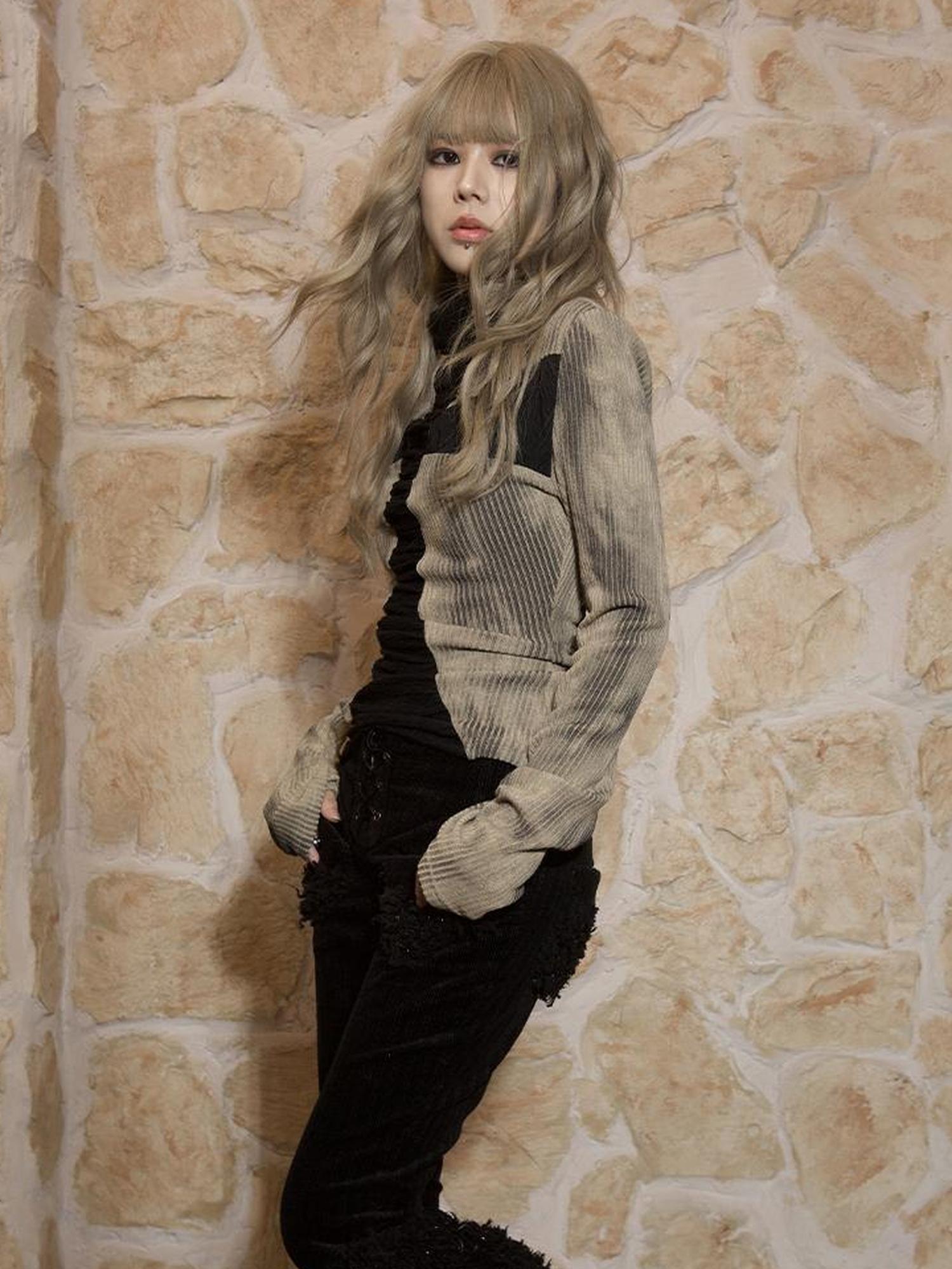 ARIADNAw Punk Street Y2K Crossover Slim Fit Long Sleeve Knit Tee