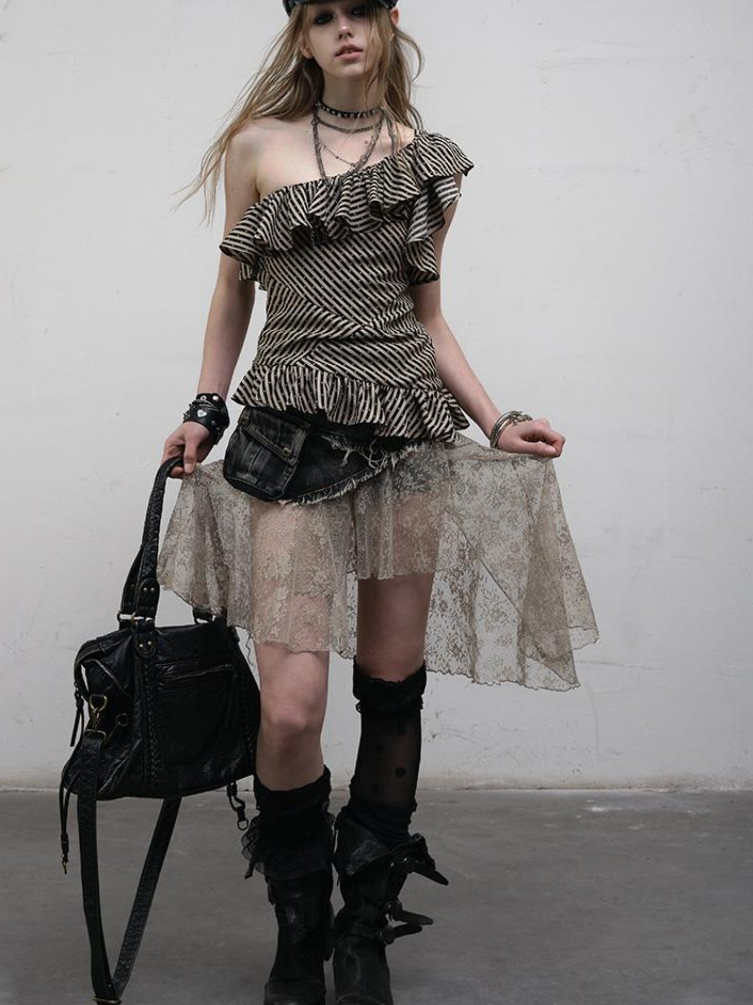 NO ROMANCE Punk Striped Asymmetrical Off-Shoulder Lace Trim Vest Top
