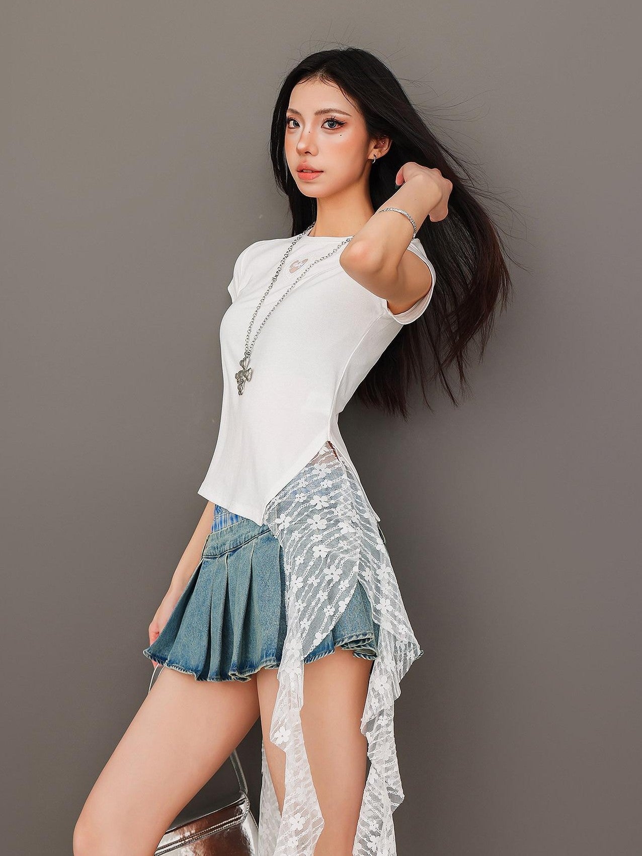 QIUQIU STUDIO Asymmetric Hem Lace Panel Cutout Round Neck Women&