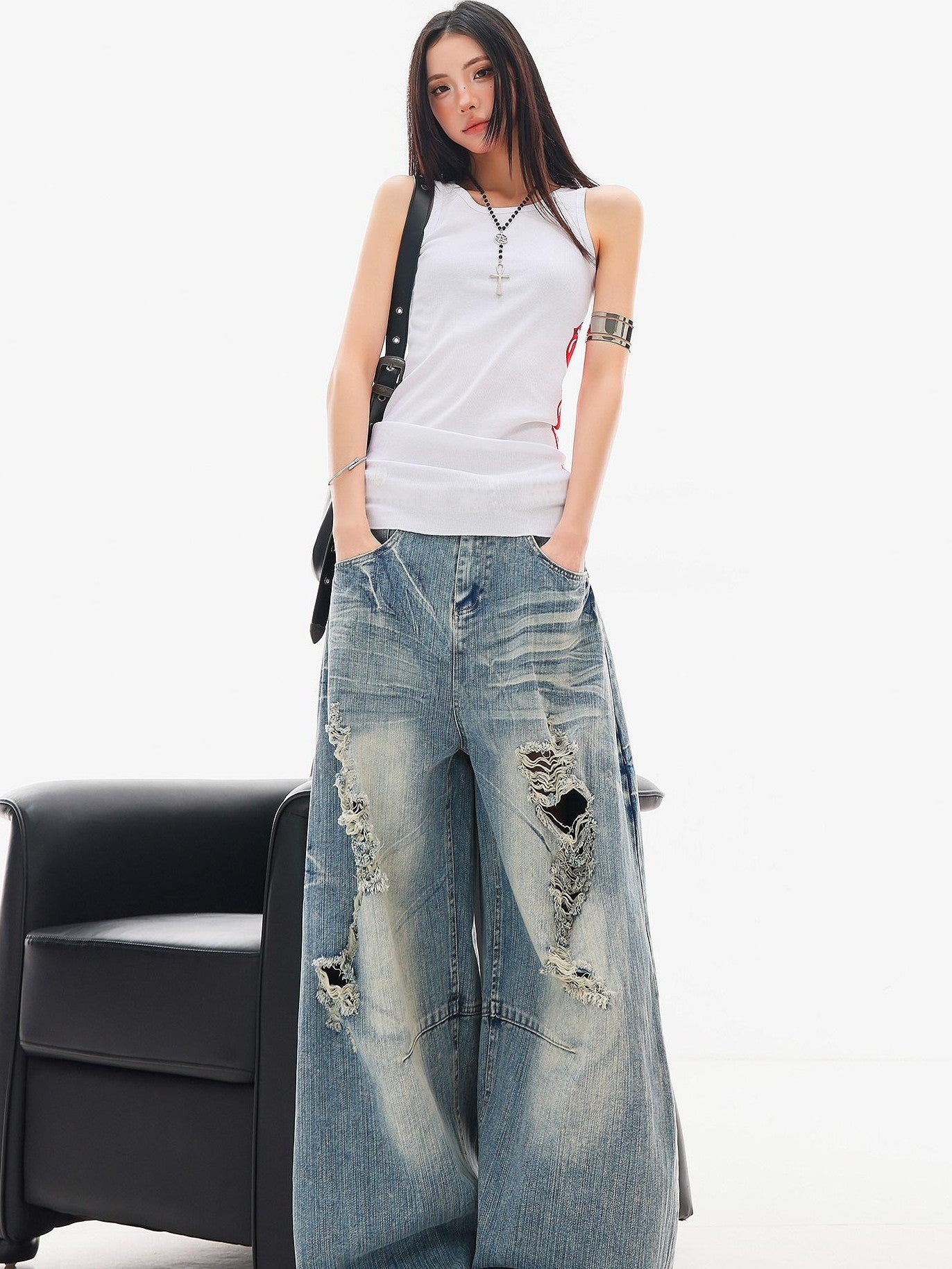 QIUQIU STUDIO Black White Colorblock Printed Knitted Slim Women&