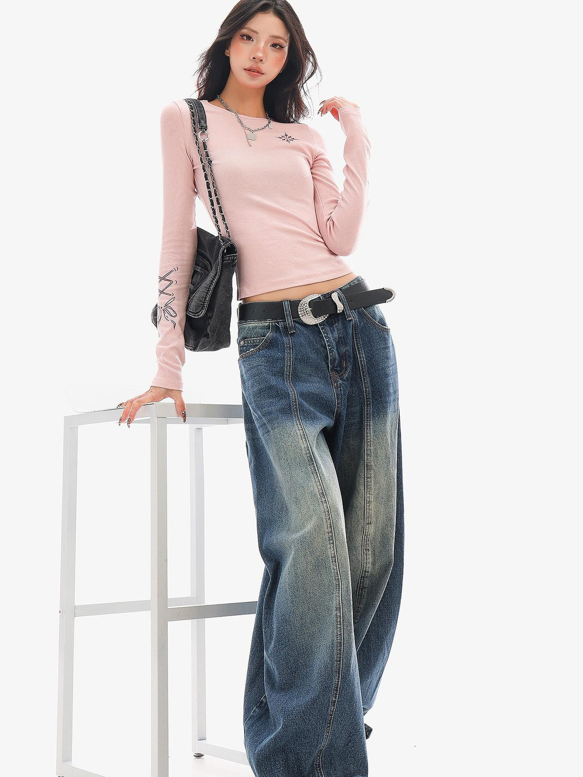QIUQIU STUDIO Creative Print Slim Fit Crewneck Women&