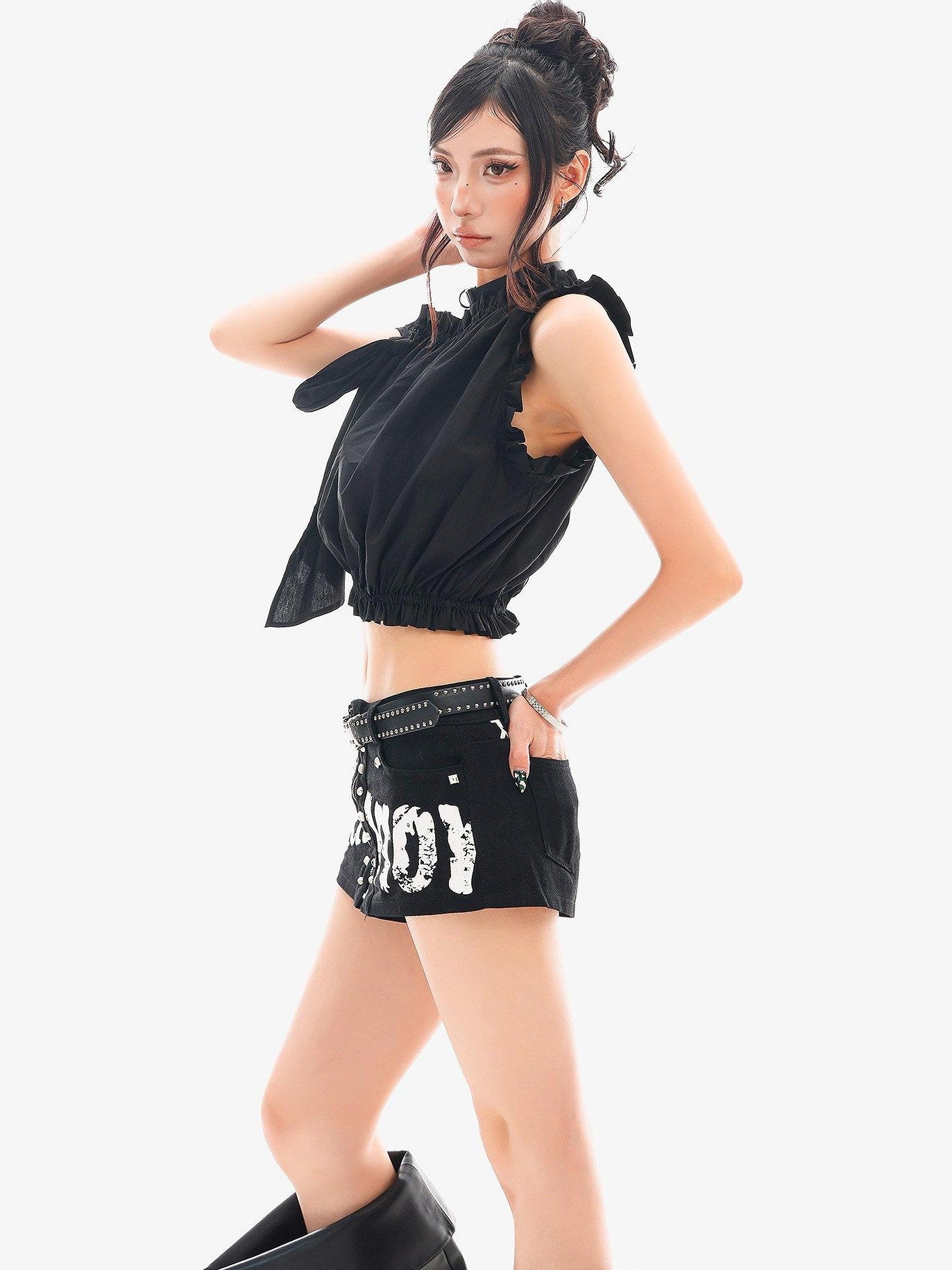 QIUQIU STUDIO Cropped Ruffled Edge One Shoulder Tie Strap Women&