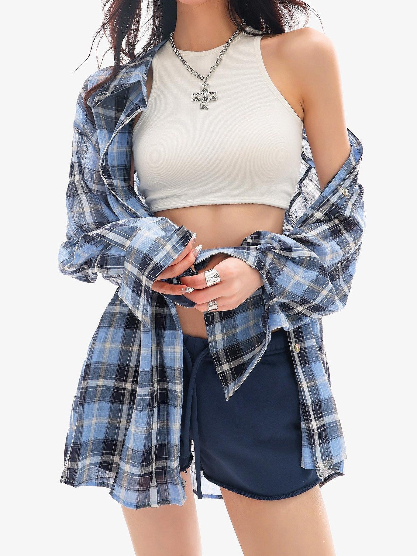 QIUQIU STUDIO Cropped Solid Round Neck Slim Fit Women&